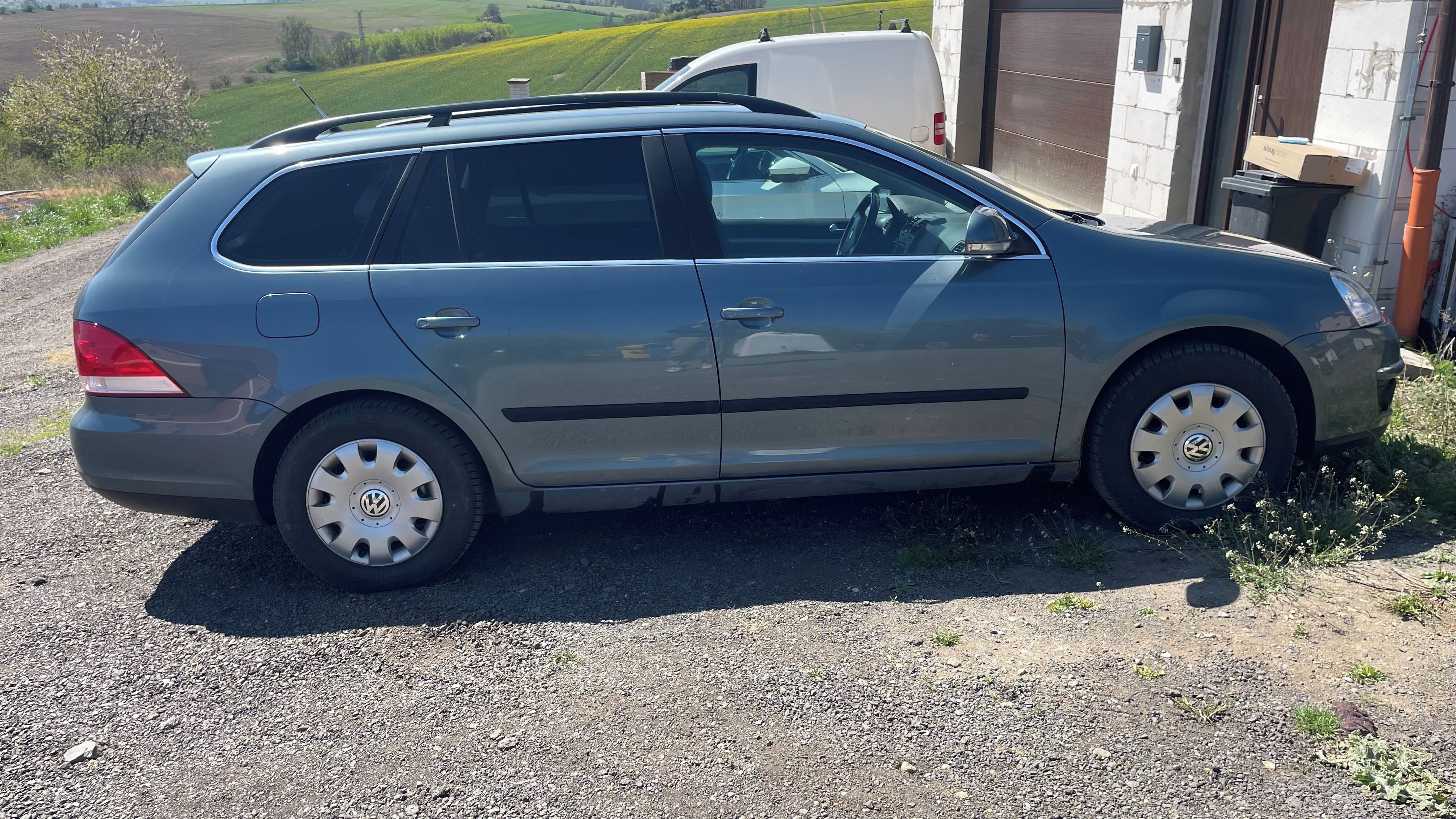 Volkswagen Golf - fotka 4