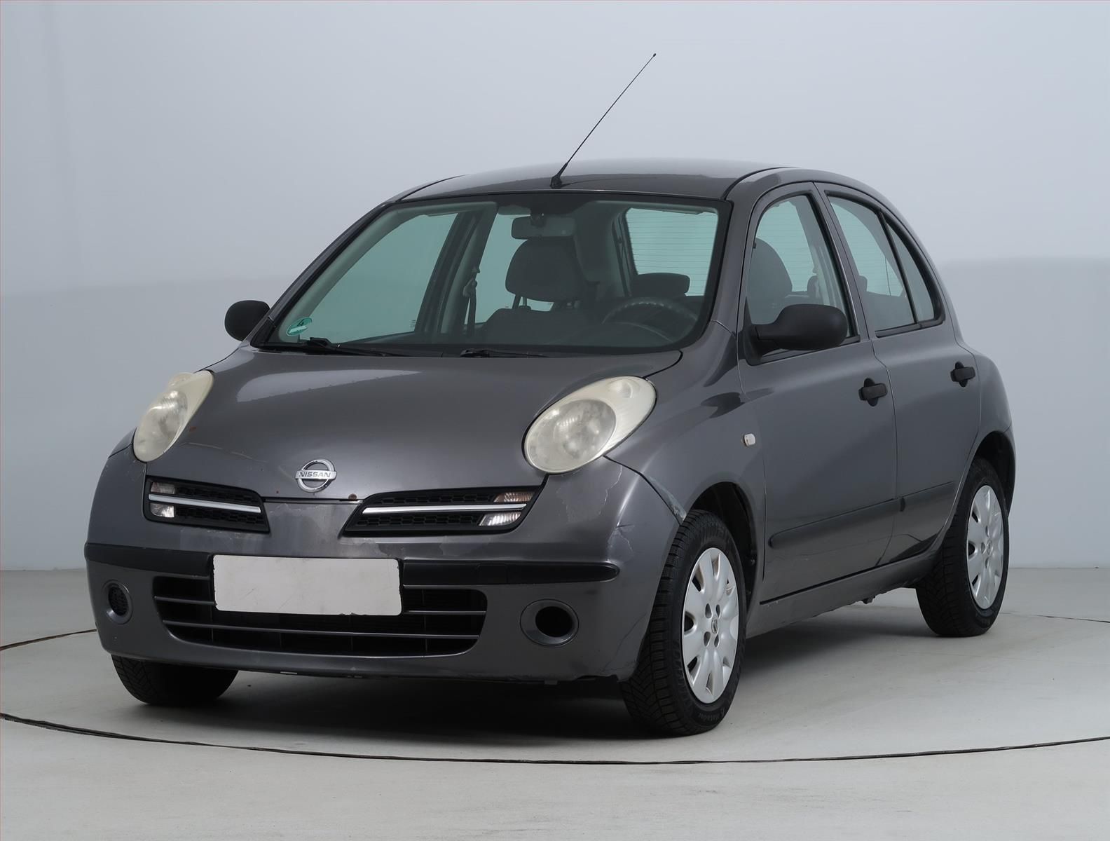 Nissan Micra, 1.2 16V, Klima, rezervace - fotka 2