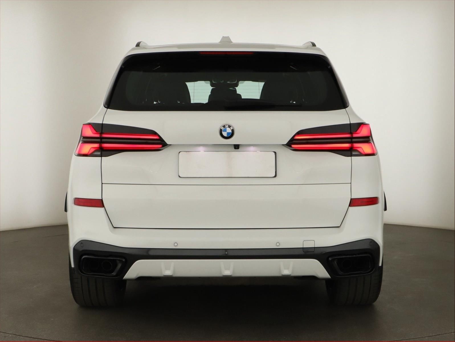 BMW X5, xDrive40i - fotka 4