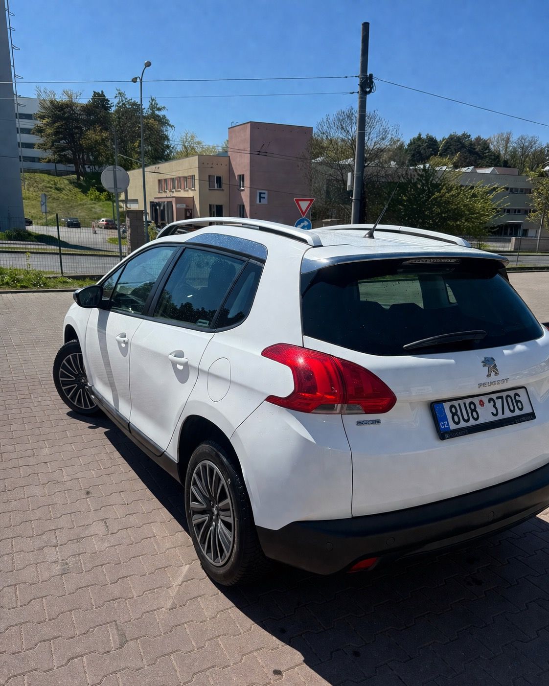 Peugeot 2008, Peugeot 2008 1.6hdi 73kw 2016 - fotka 4