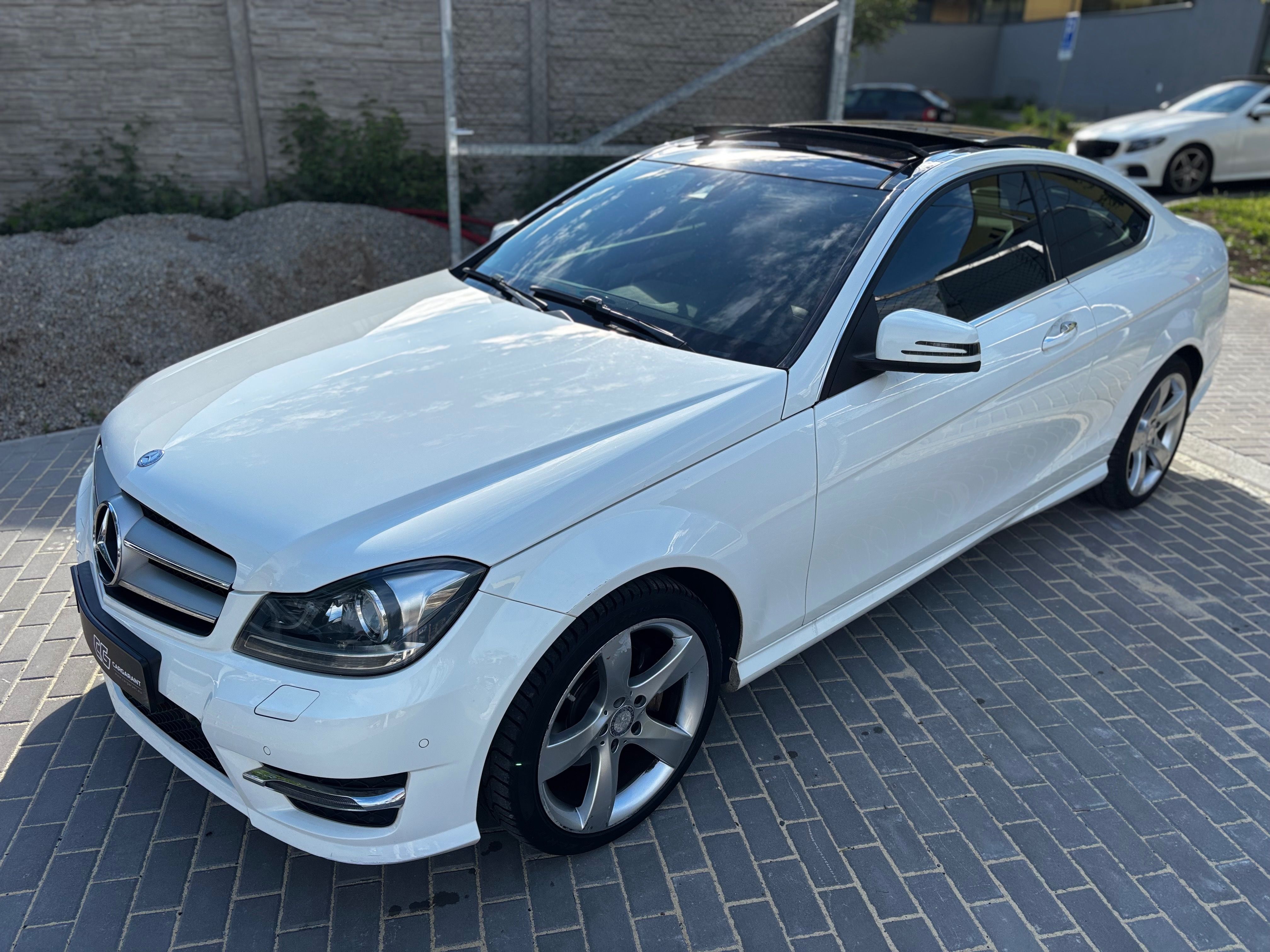 Mercedes-Benz Třídy C, C220 CDI 125KW, AMG,Coupe, DPH - fotka 2