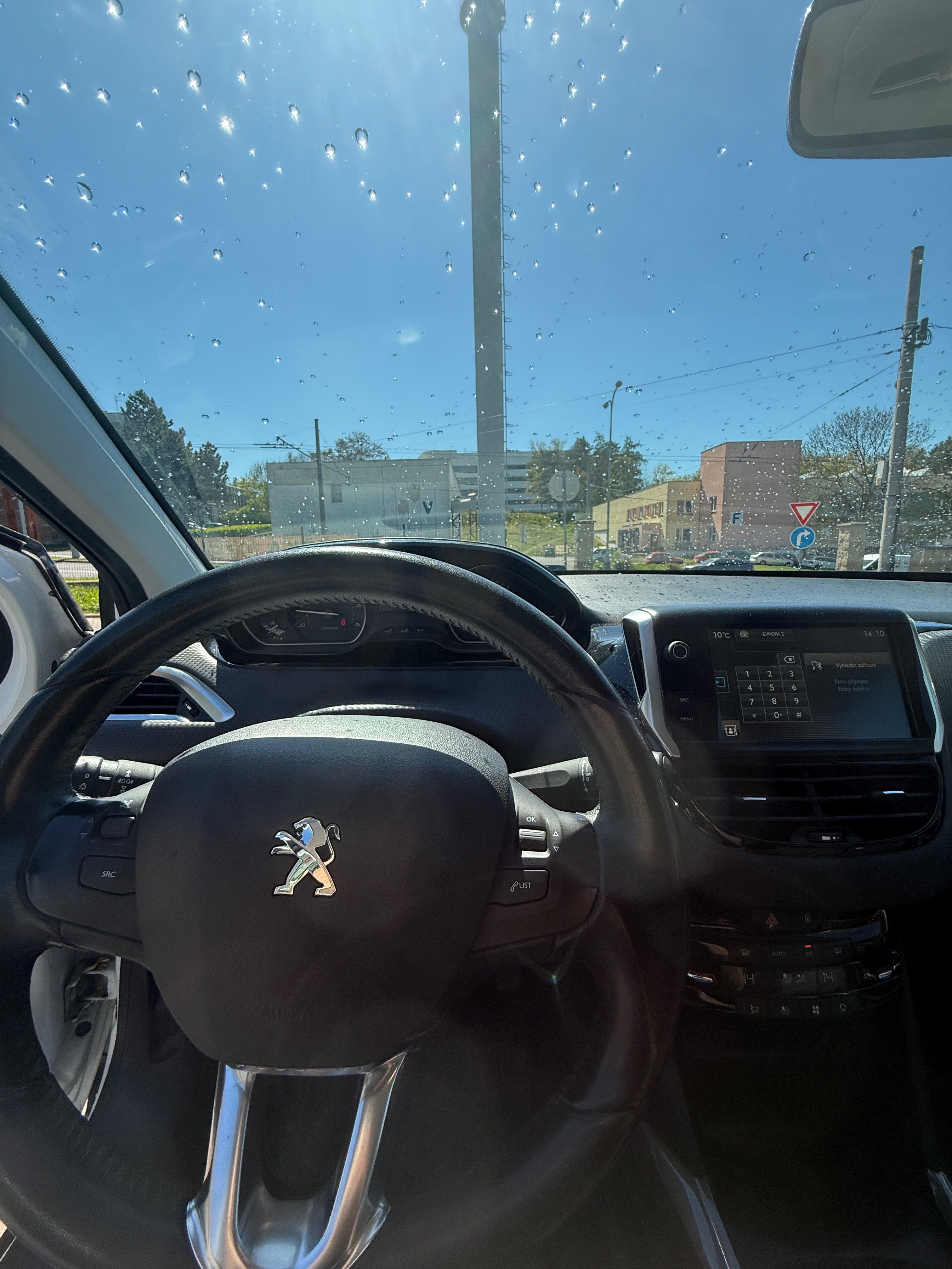 Peugeot 2008, Peugeot 2008 1.6hdi 73kw 2016 - fotka 3