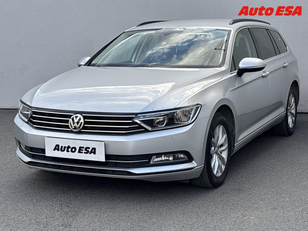 Volkswagen Passat, 1.6 TDi,Comfortline - fotka 3