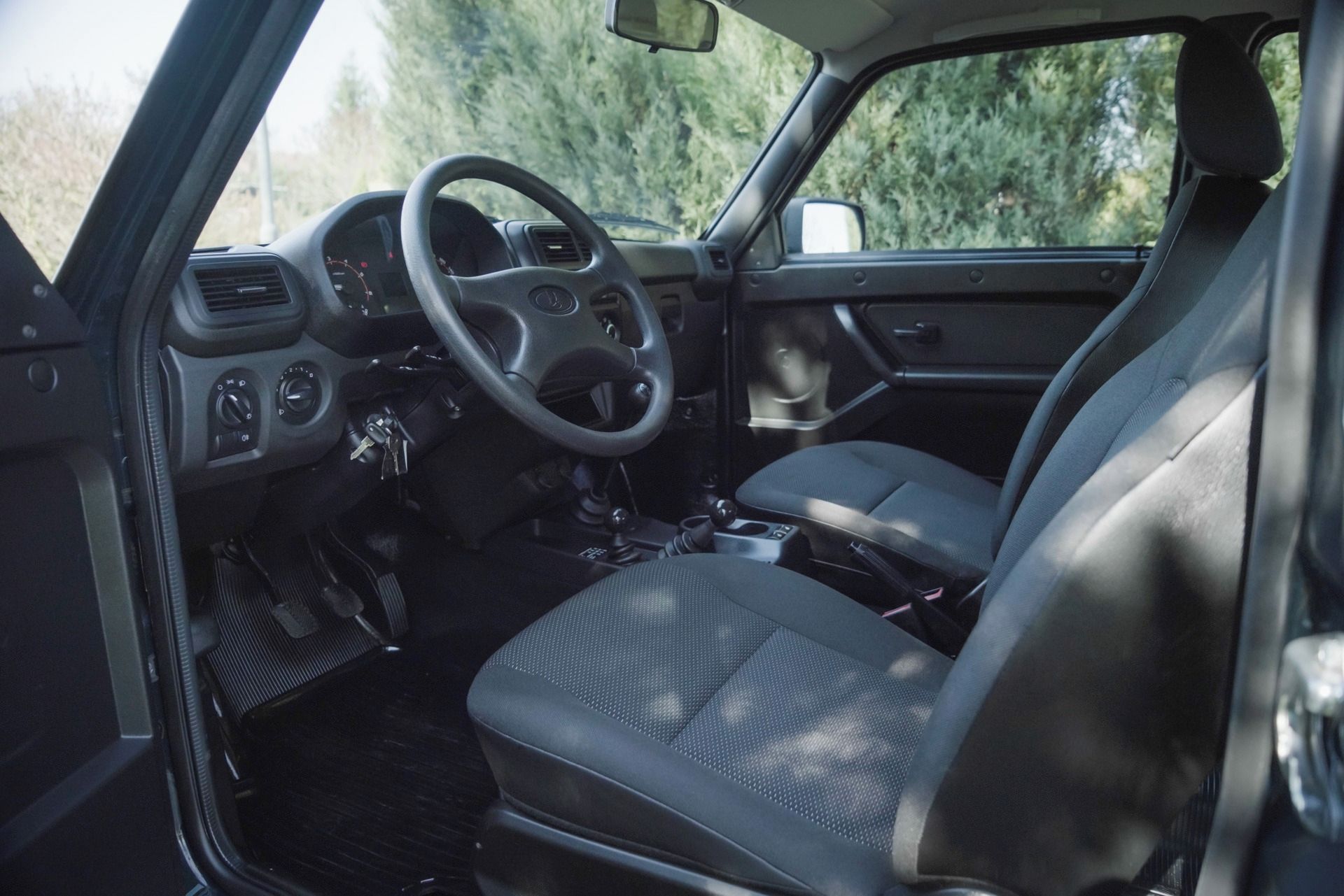 Lada Niva, Legend 4x4 - LUX, plná záruka - fotka 2