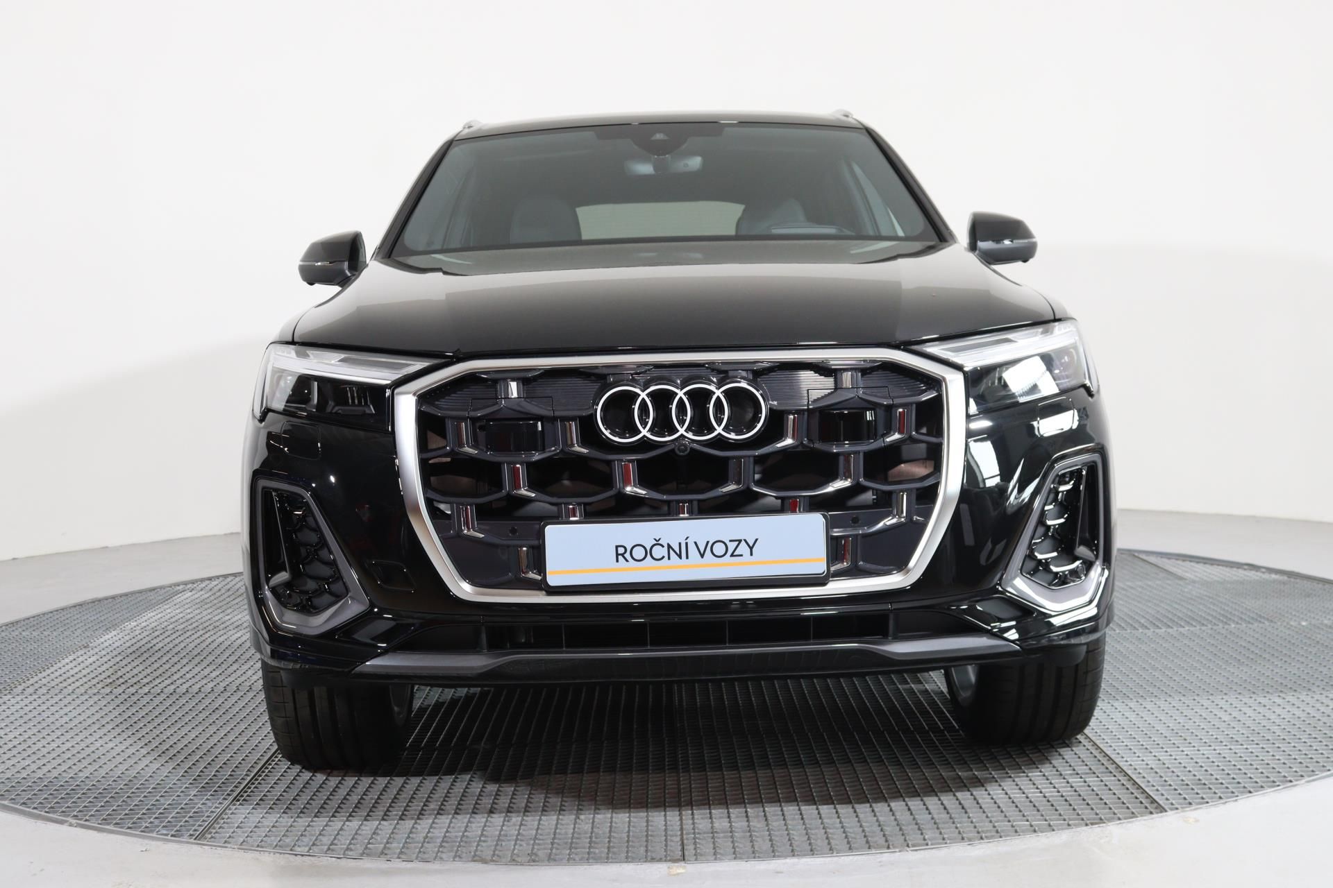 Audi Q7, Sline TDI quattro tiptronic - fotka 2