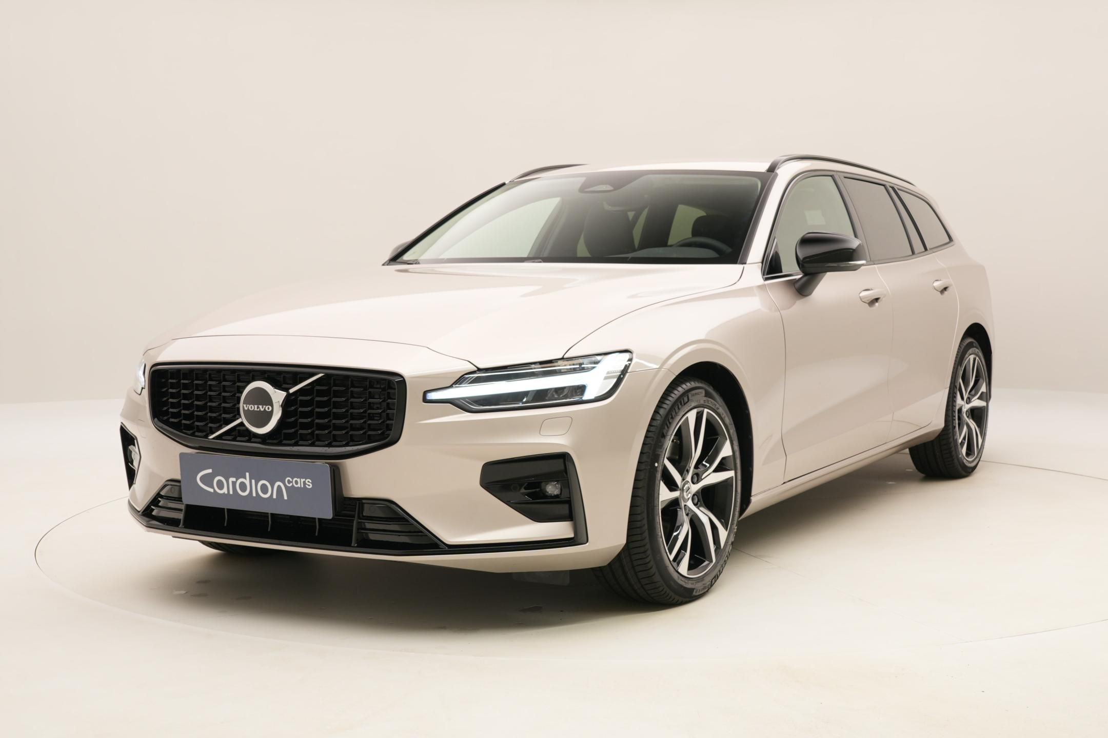 Volvo V60, B4 AUT DARK PLUS