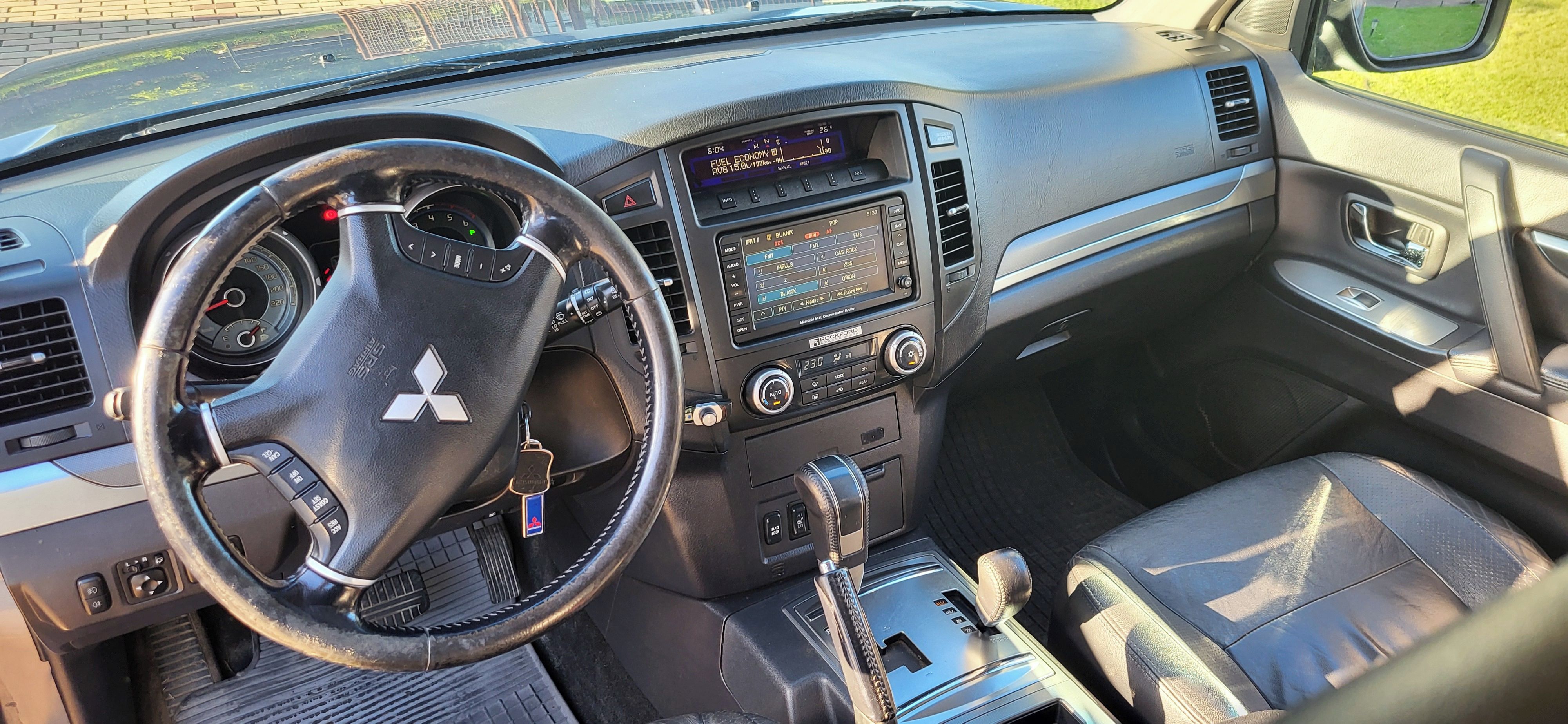 Mitsubishi Pajero, 3,2 DiD, Diesel 4x4 - fotka 6