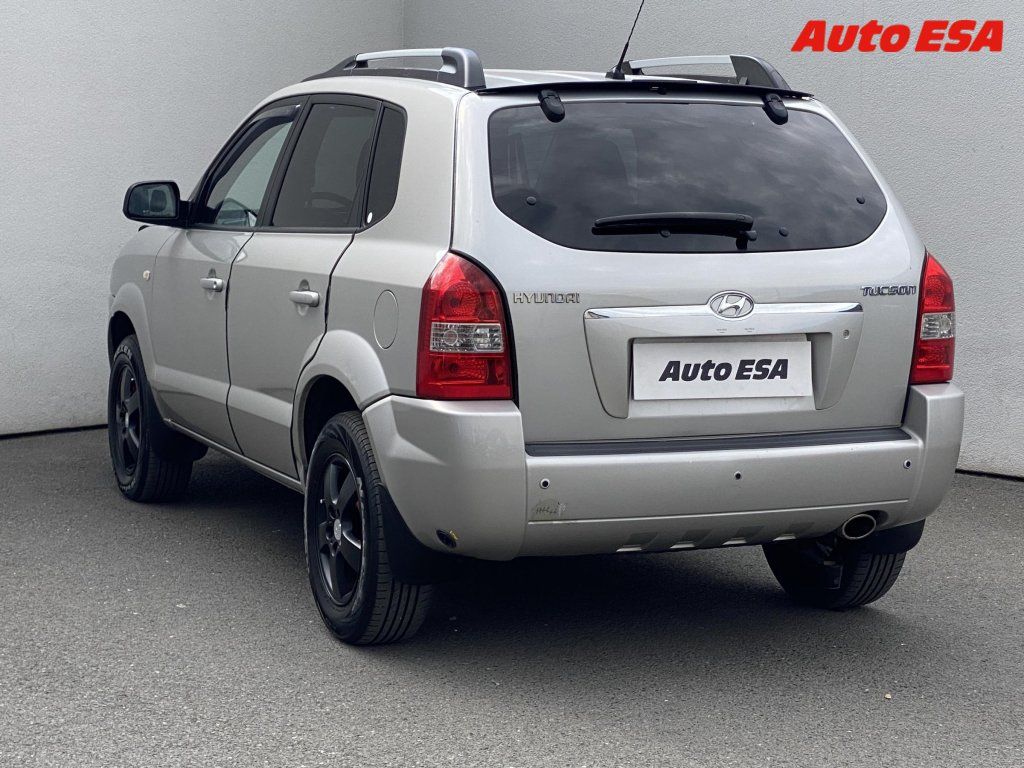 Hyundai Tucson, 2.0i - fotka 6