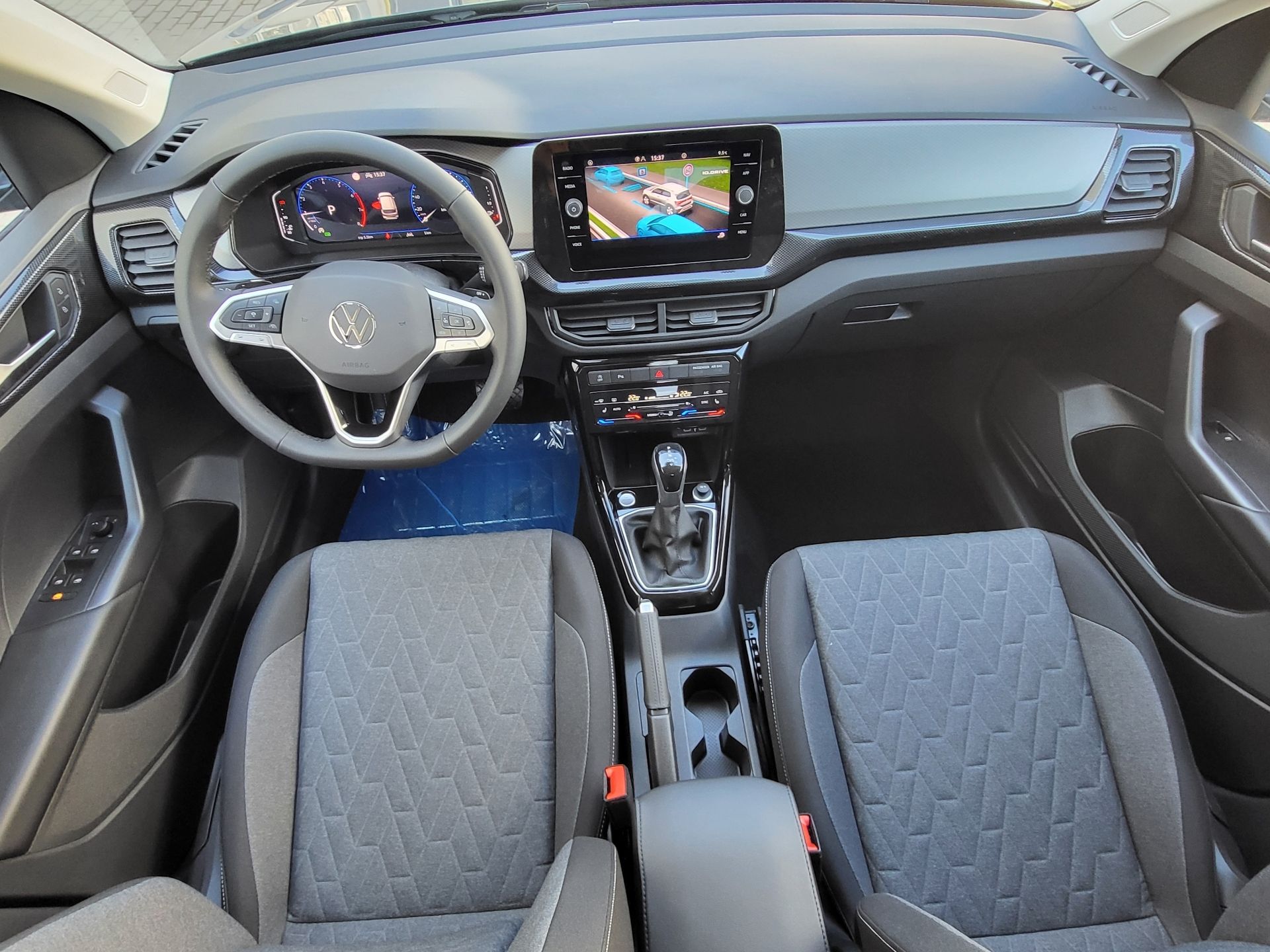 Volkswagen T-Cross, Love 1.0TSI 85 kW 7DSG-nové - fotka 5