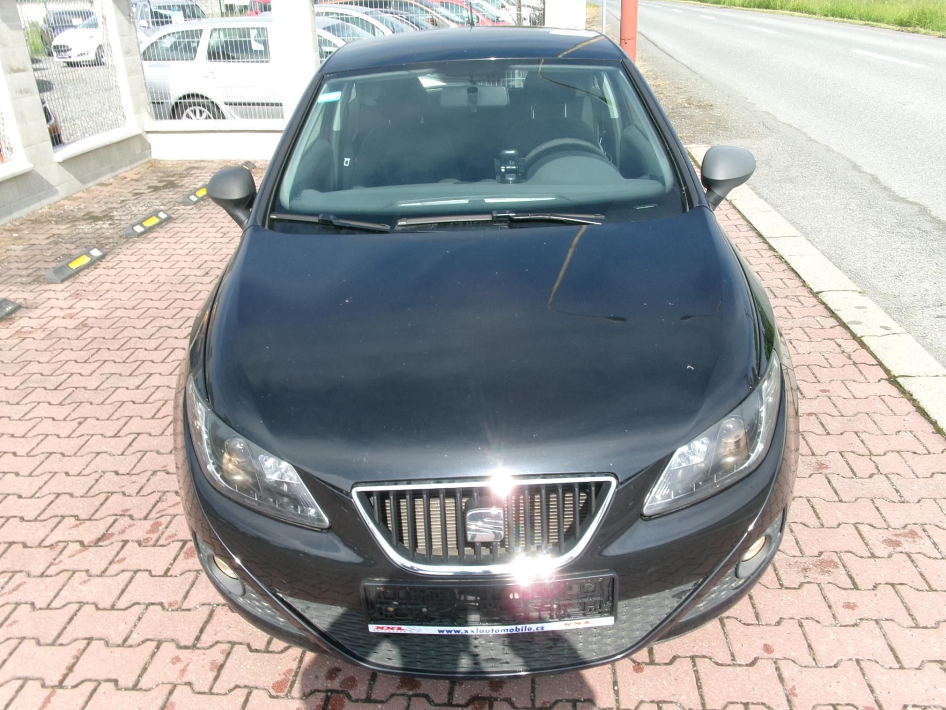 Seat Ibiza, 1,6TDI KLIMA BT USB TEMP - fotka 4