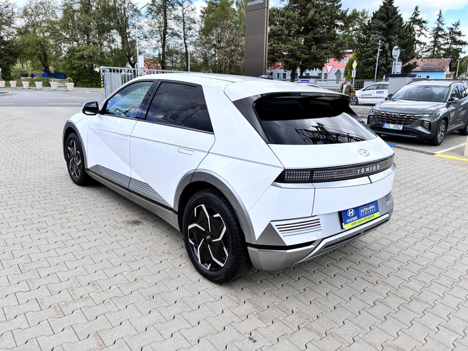 Hyundai Ioniq 5, 58KWH-125KW,STYLE,ZÁRUKA,1MAJI - fotka 5