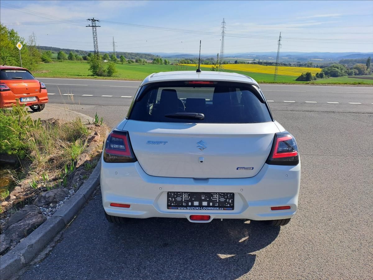 Suzuki Swift, 1,2   1,2 PREMIUM HYBRID MY26 - fotka 6