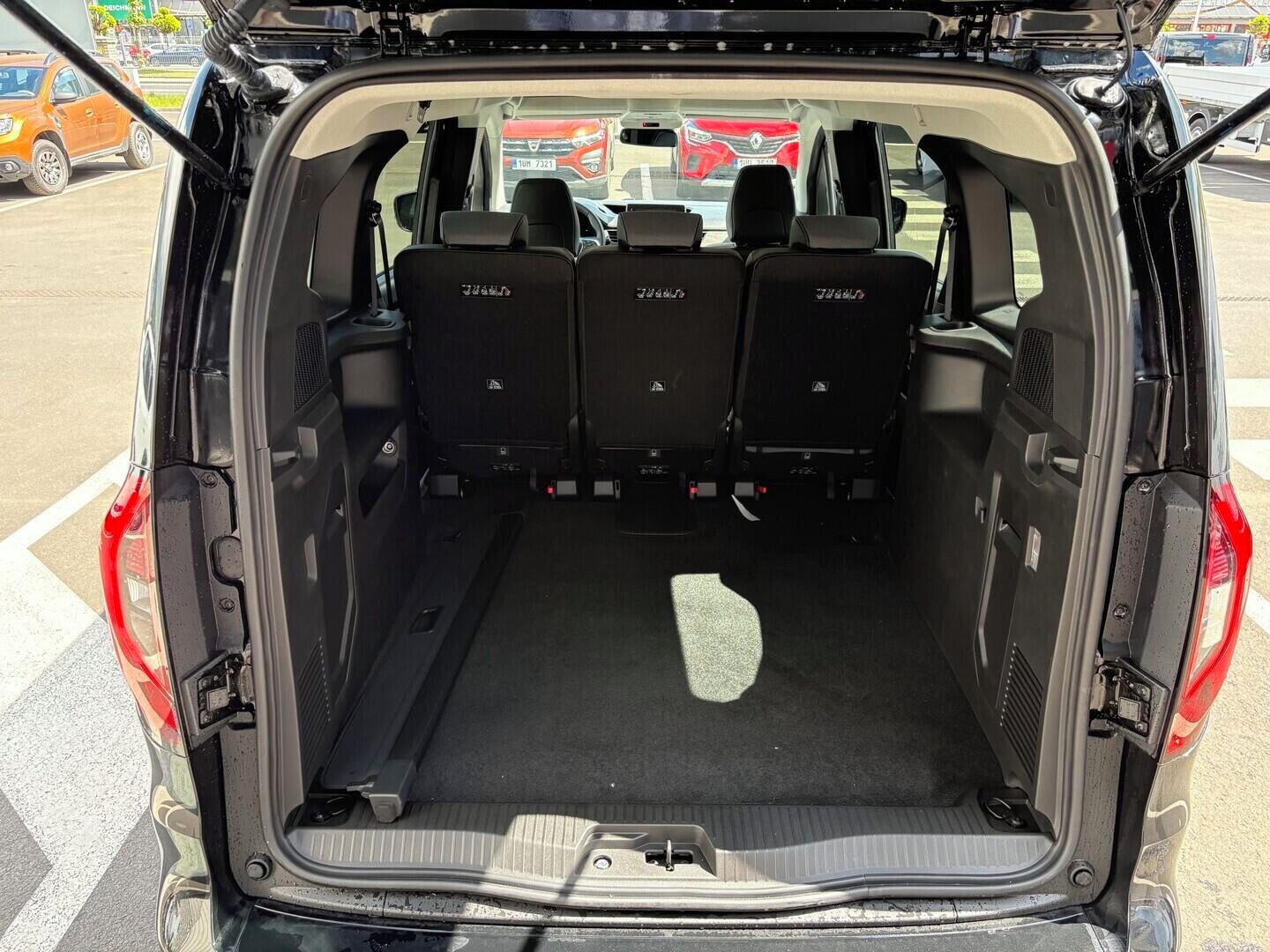 Renault Kangoo, Grand Techno Tce 130 1,3 96 kW - fotka 6
