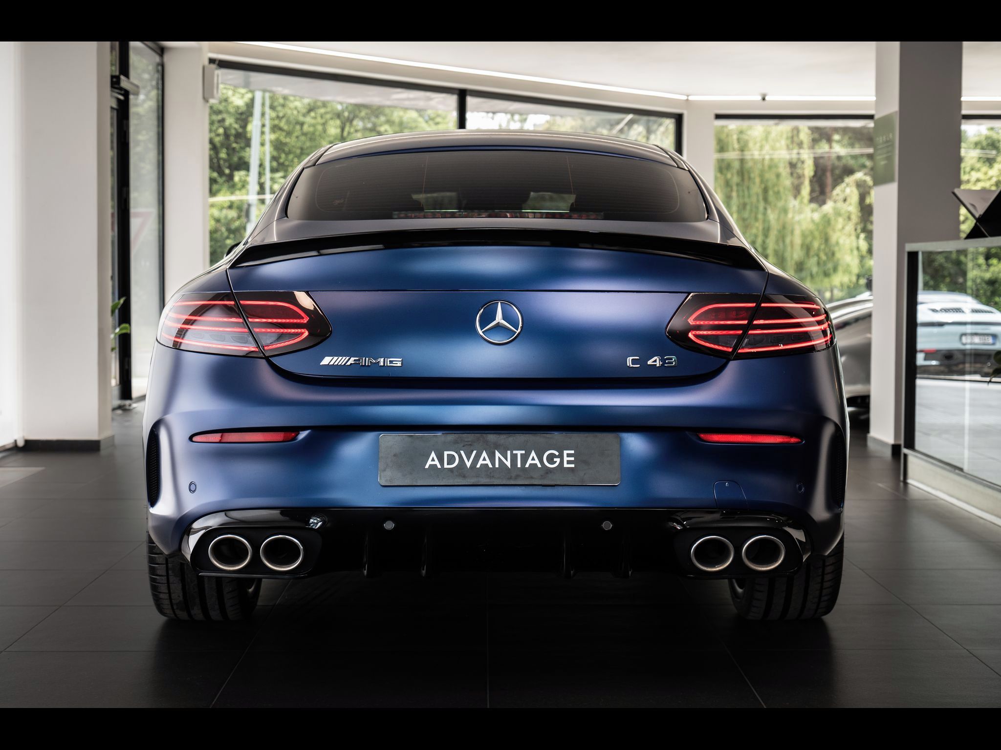 Mercedes-Benz Třídy C, Burmester/360/LED/Pano/Karbon - fotka 3