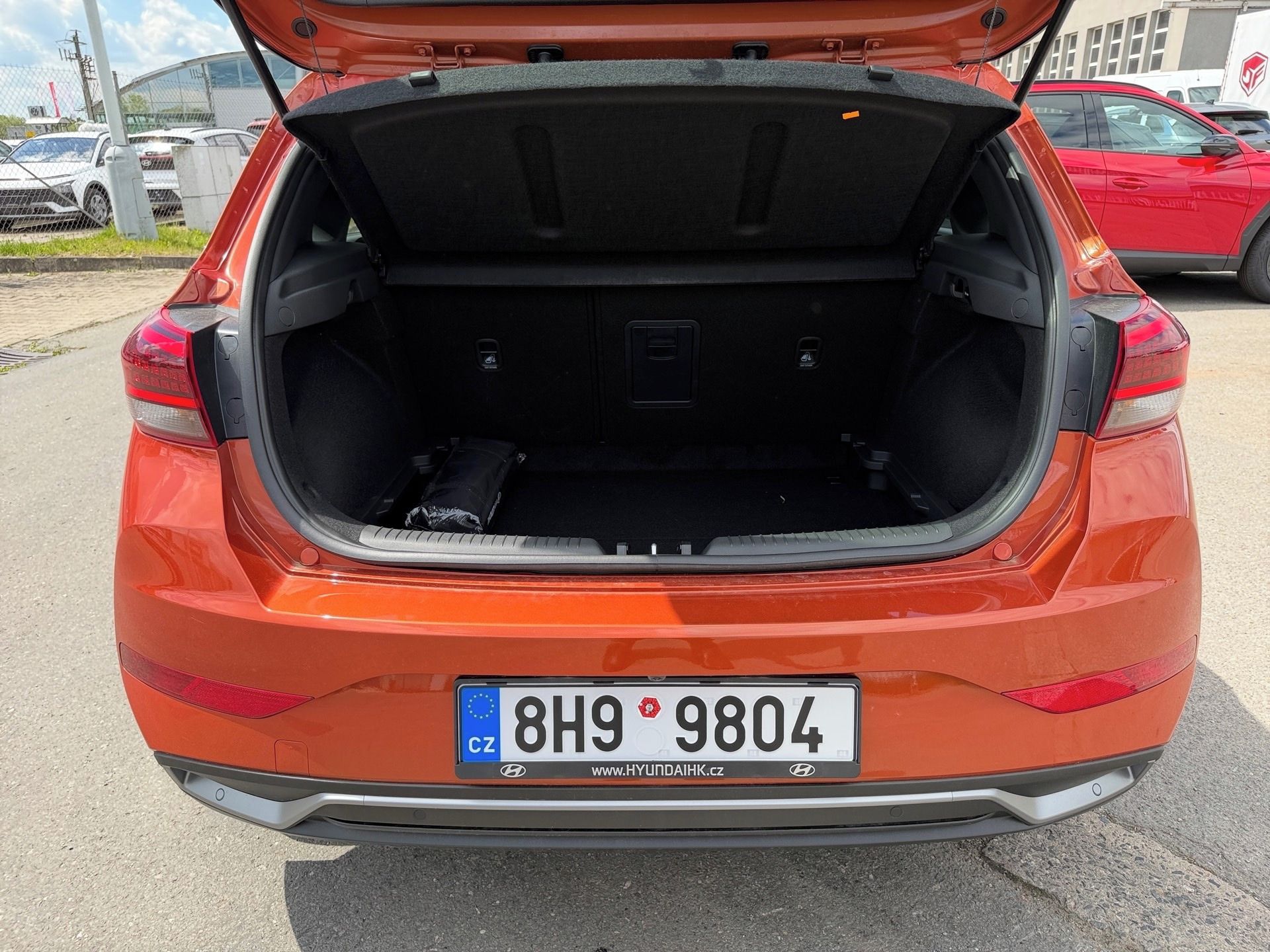 Hyundai i30, 1,0 T-GDI Style Safety - fotka 5