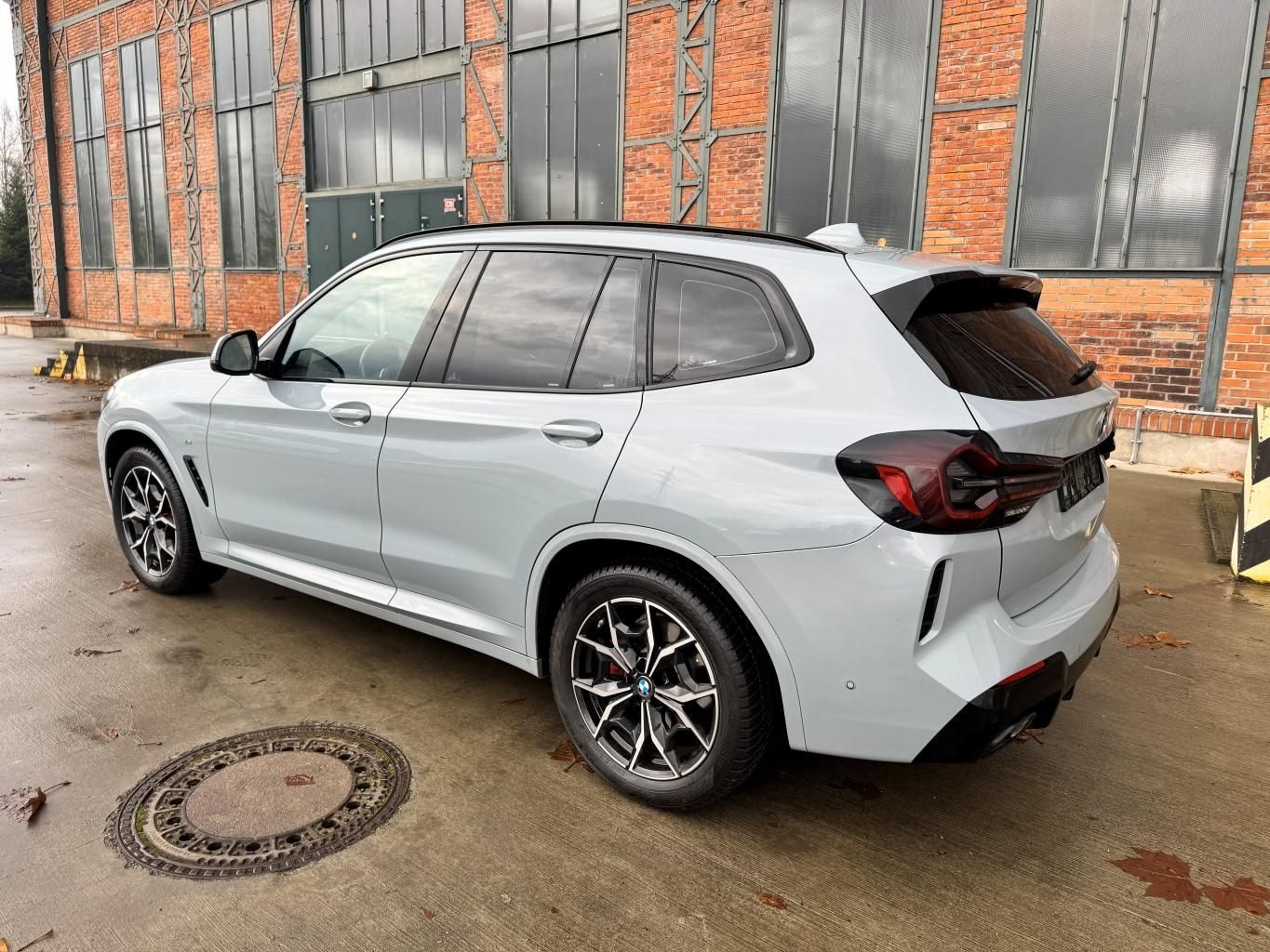 BMW X3, xDrive 20d M paket + tažné - fotka 4