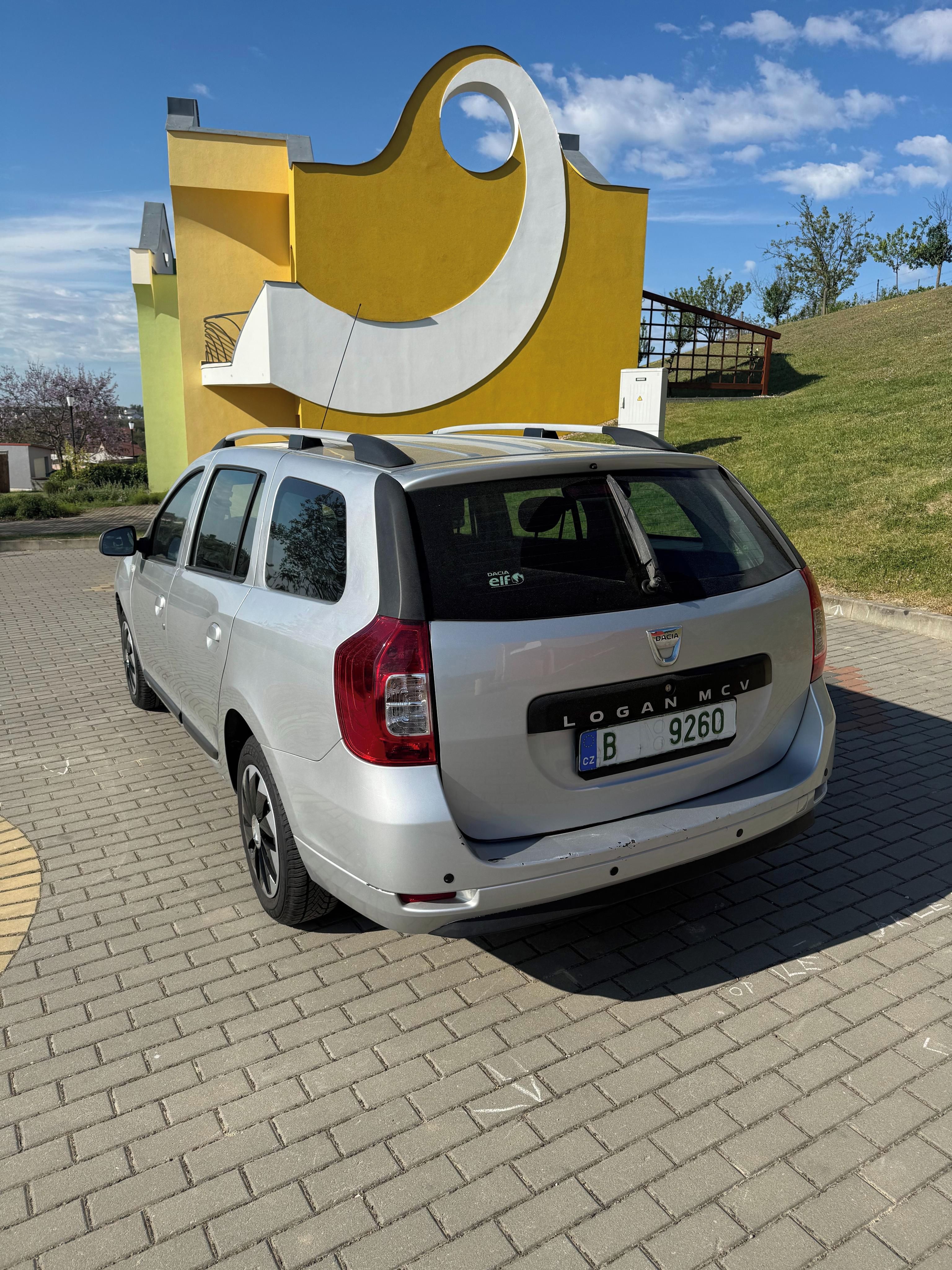 Dacia Logan, 1.5dCI 66kW Klima Navigace - fotka 6