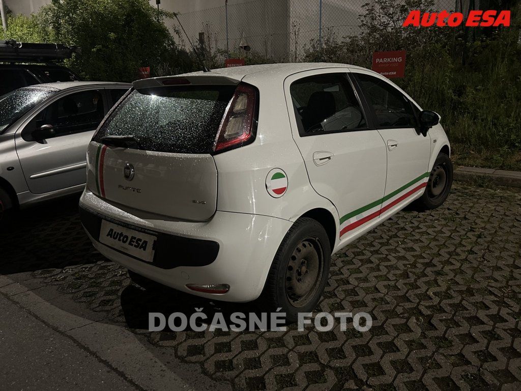 Fiat Punto EVO, 1.2i,ČR - fotka 2