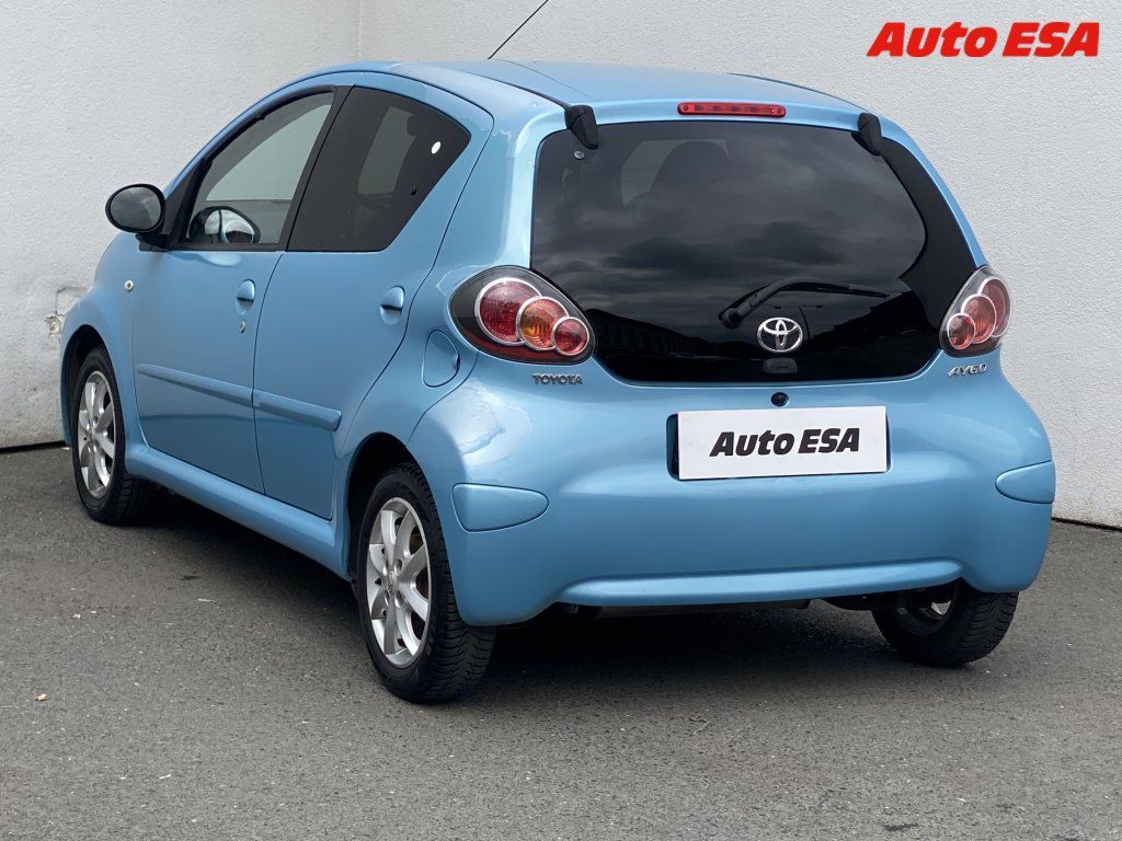 Toyota Aygo, 1.0i,ČR,AC - fotka 6