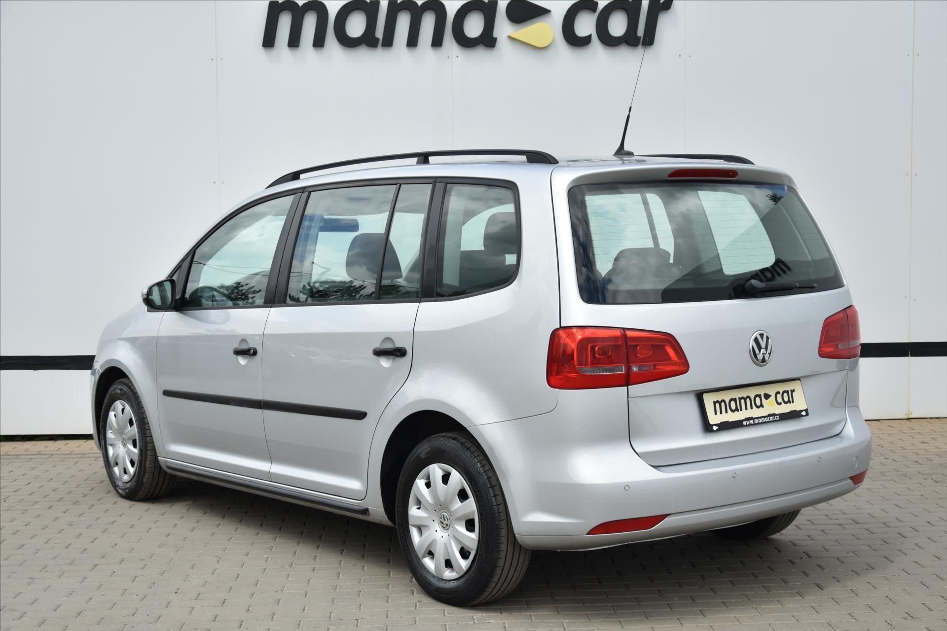 Volkswagen Touran, 1.6TDI 77kW KLIMA SERVIS.KNIHA - fotka 5