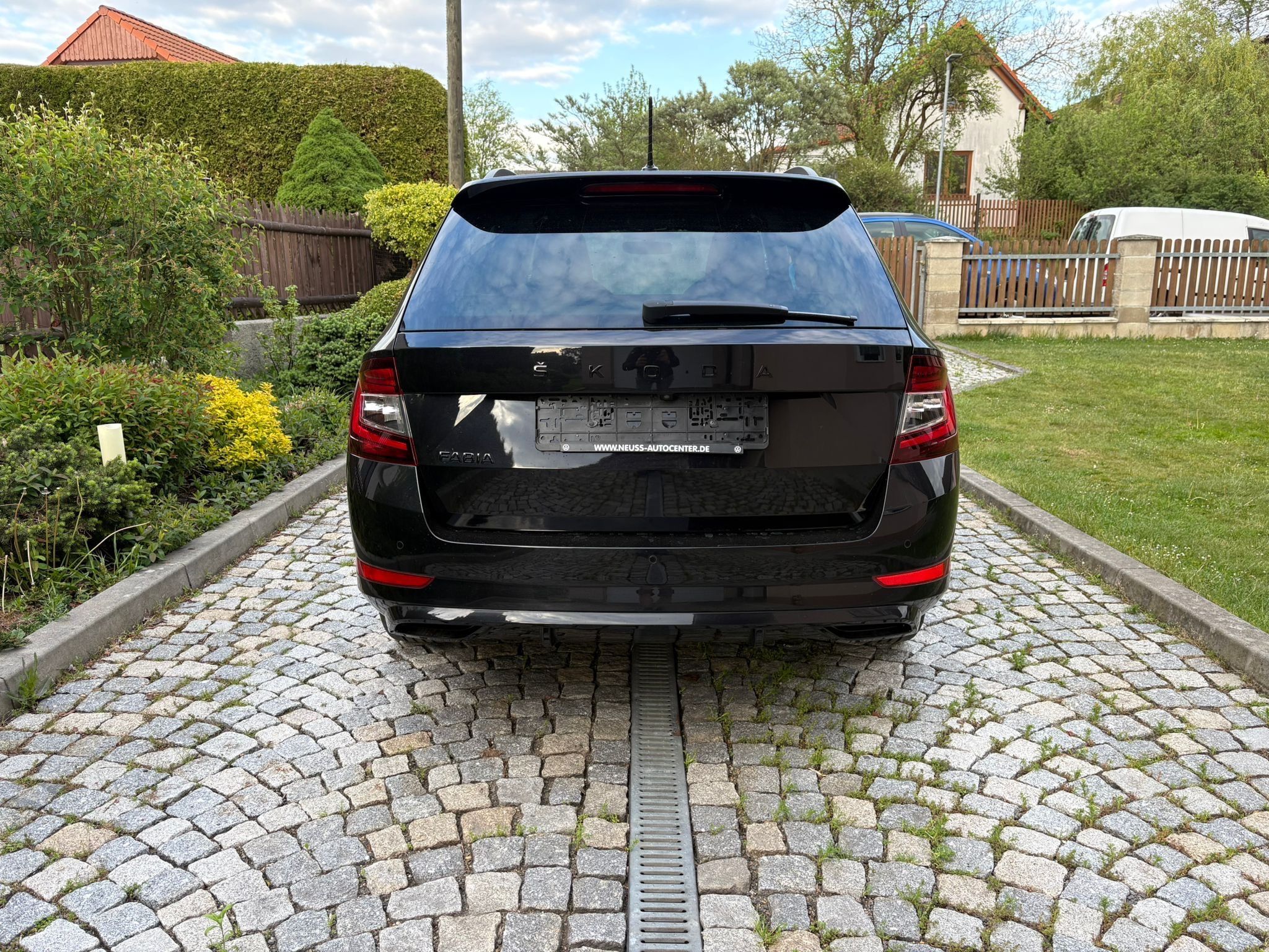 Škoda Fabia, 1,0 TSI 70KW Monte Carlo - fotka 6