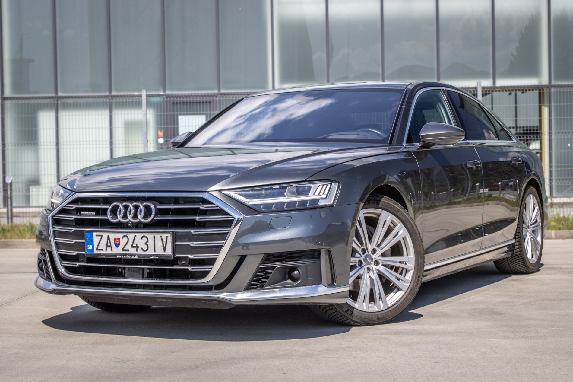 Audi A8