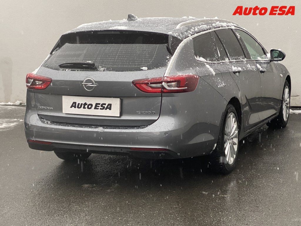 Opel Insignia, 2.0 CDTi,AC,tempo,kamera - fotka 4