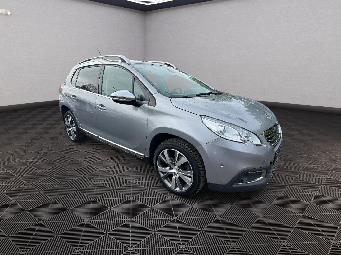 Peugeot 2008, 1.2T 81kw Allure