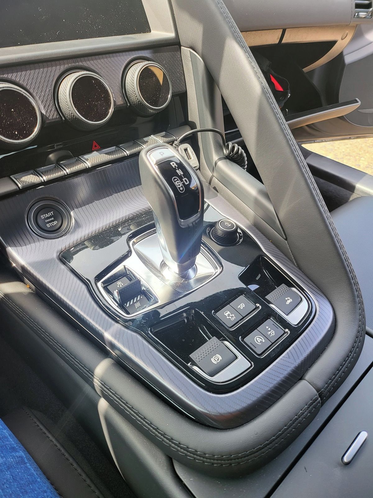 Jaguar F-Type, F-TYPE R 575HP - fotka 6