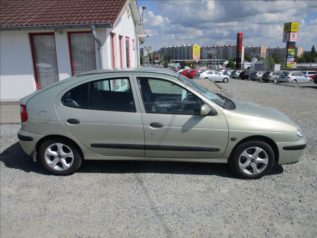 Renault Mégane, 1,4 i, klima, serv. kniha, - fotka 4