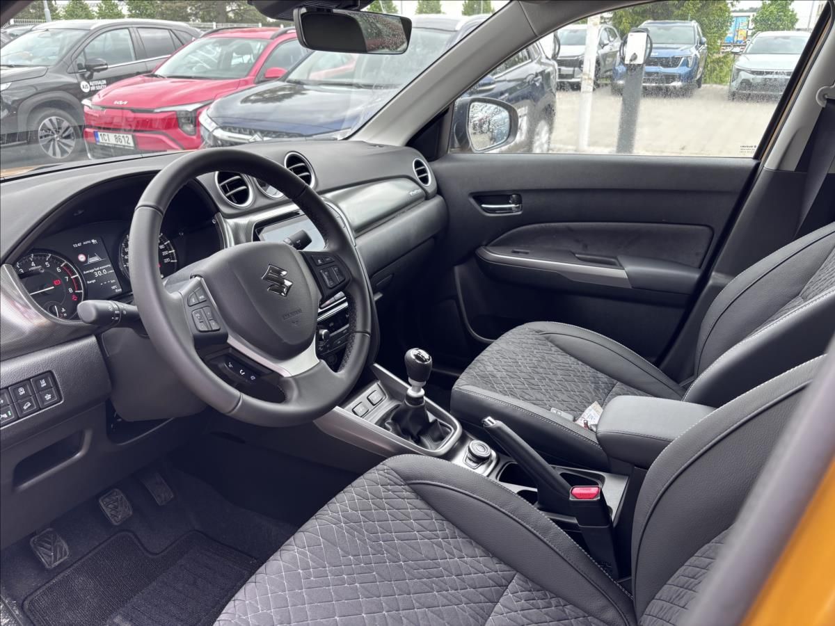 Suzuki Vitara, 1,4 BoosterJet 4x4  Elegance - fotka 6