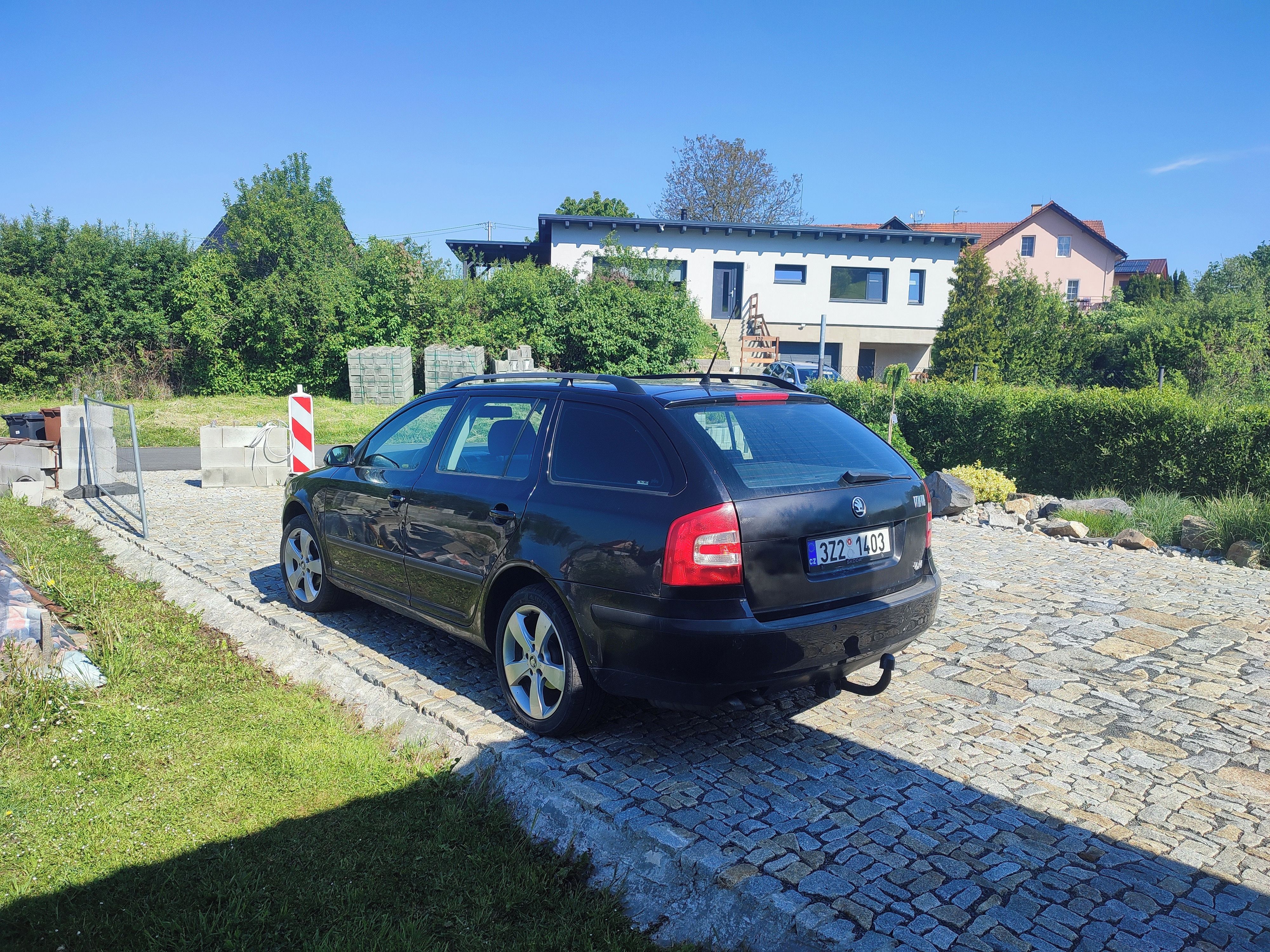 Škoda Octavia, 2.0 TDI 103 KW Combi 4x4 Tažné - fotka 3