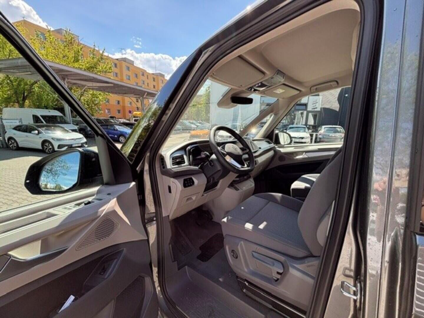 Volkswagen Multivan, 2,0 110 kW - fotka 5