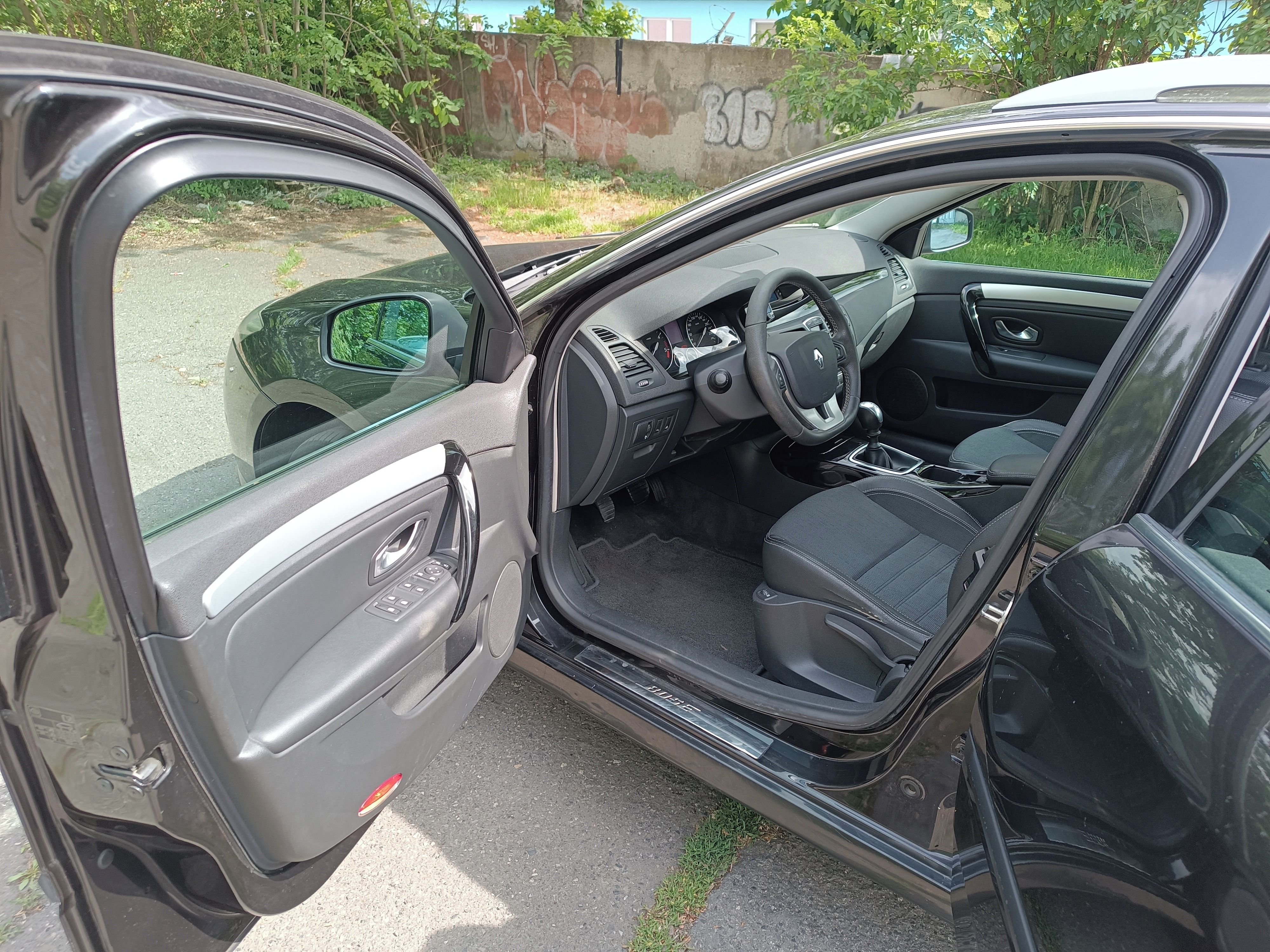 Renault Laguna, 2.0 dCI, 110kW, 177 860 km - fotka 4