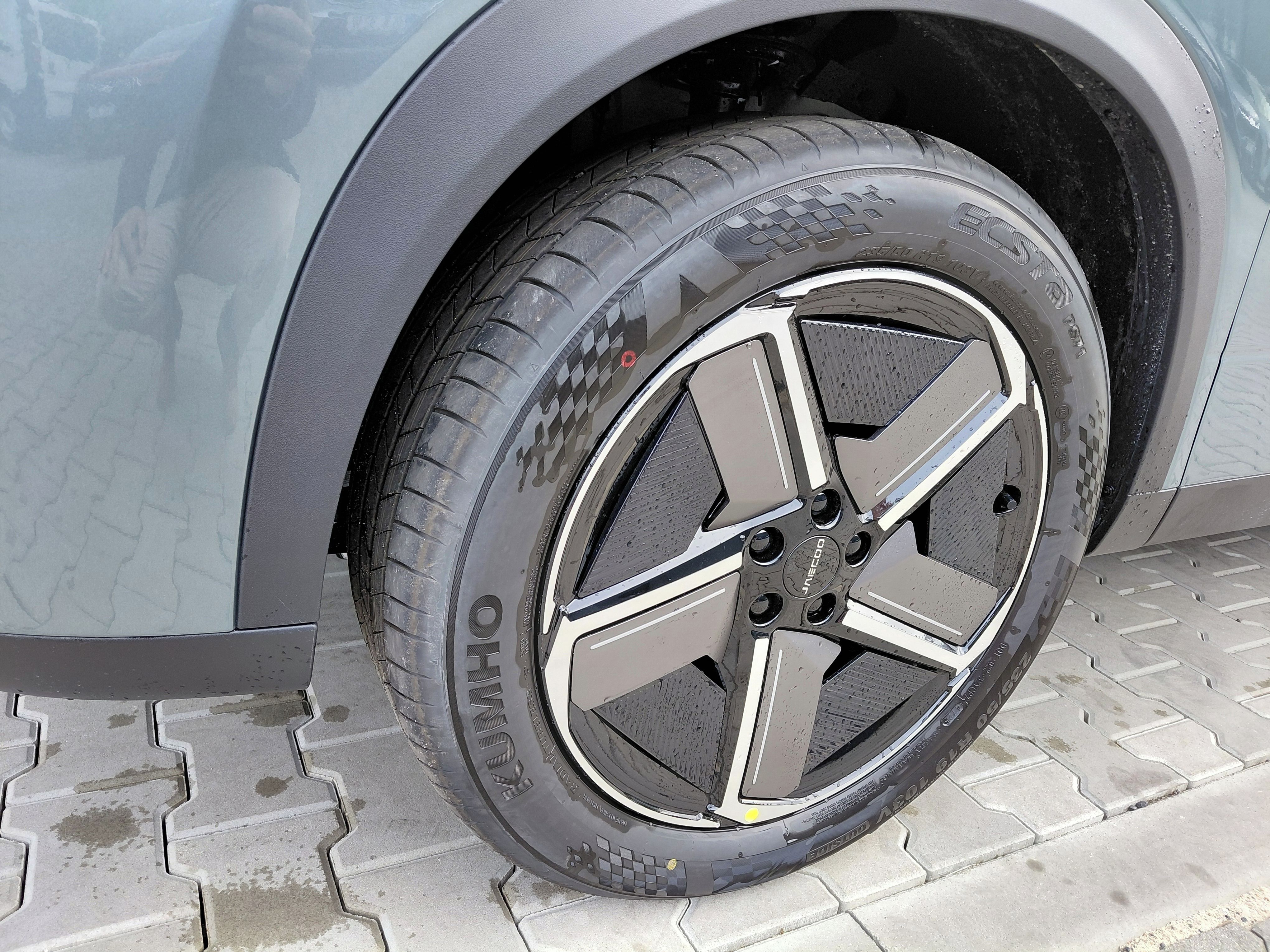 Jaecoo 7, 1,6TGDI 4x4 Exclusive 7DCT - fotka 6