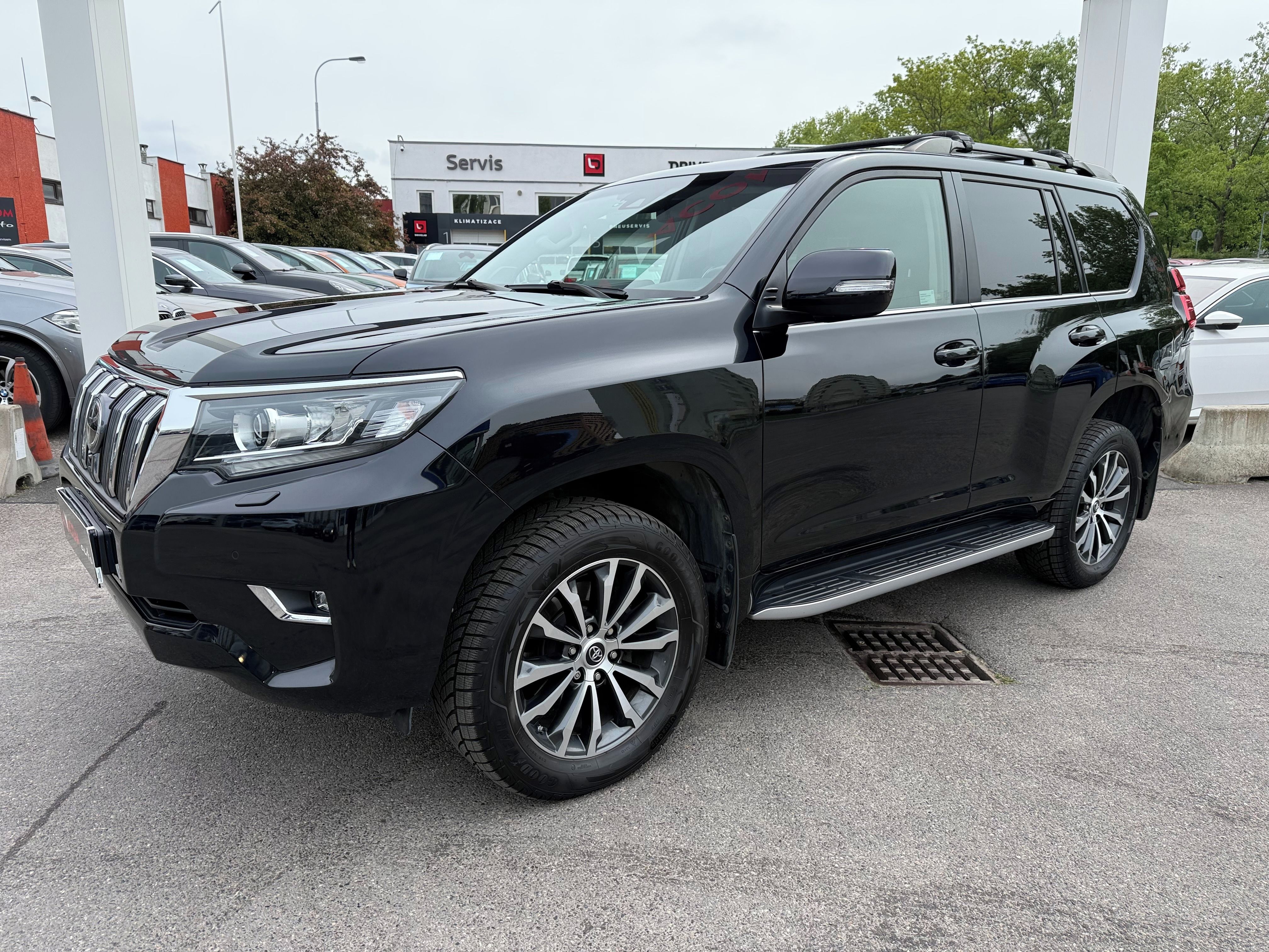 Toyota Land Cruiser, 2.8D-4D ČR - fotka 2