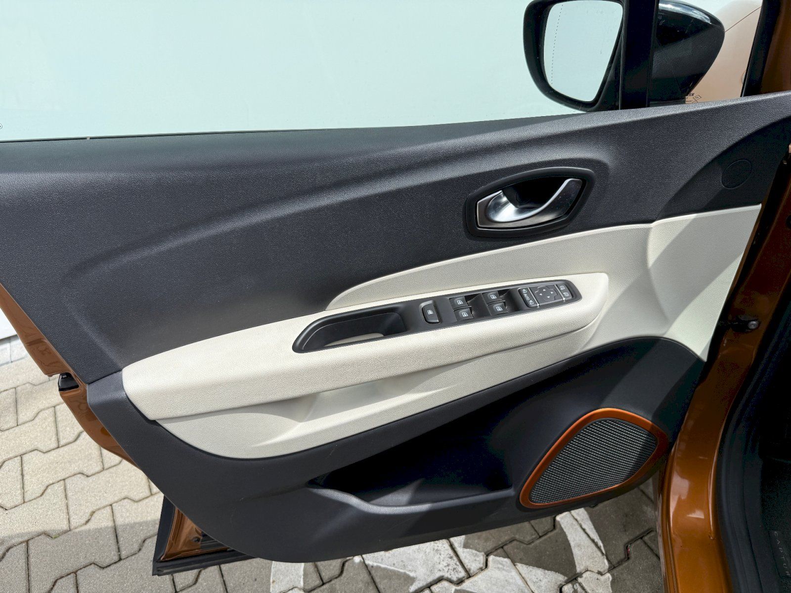 Renault Captur, 0.9TCe 66kW - fotka 6