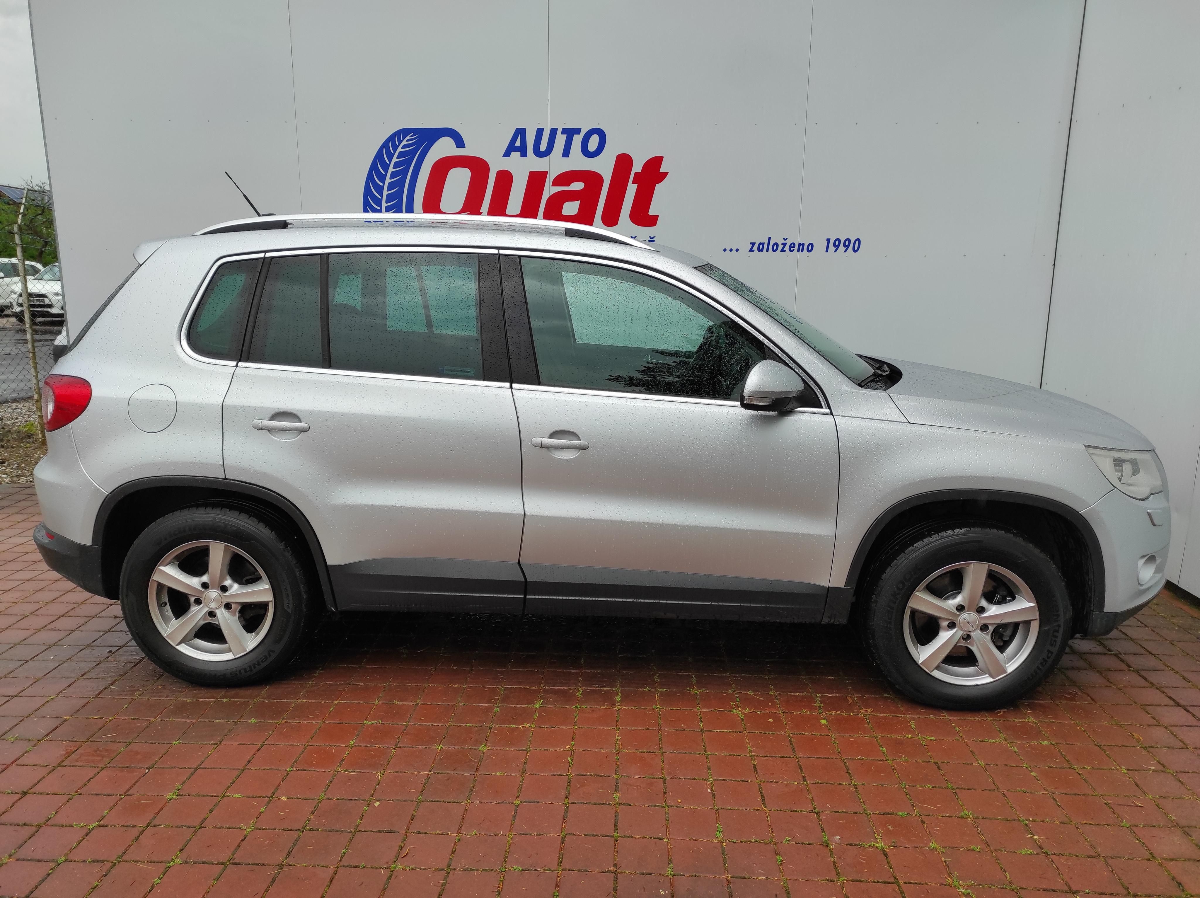 Volkswagen Tiguan, 2.0 TDi 4x4 DSG, ČR, SERVISKA - fotka 4