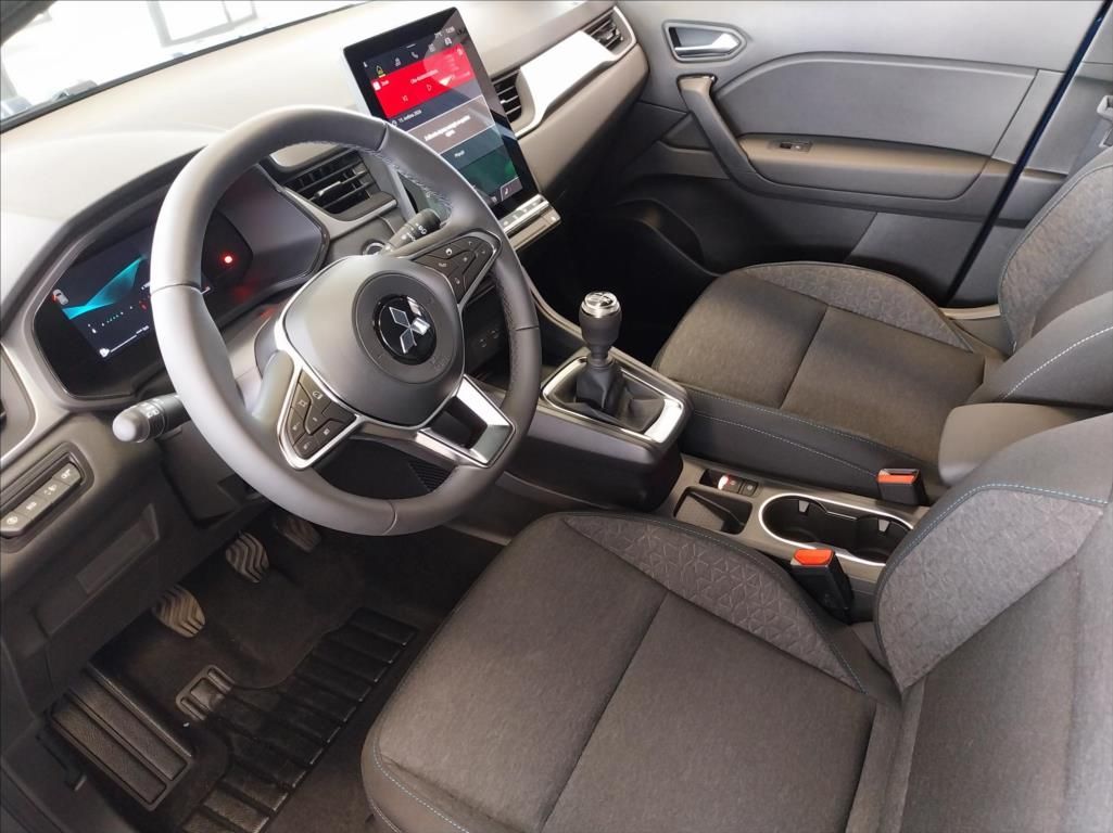 Mitsubishi Grandis, 1.3 6MT M-HYBRID  INVITE+ - fotka 5