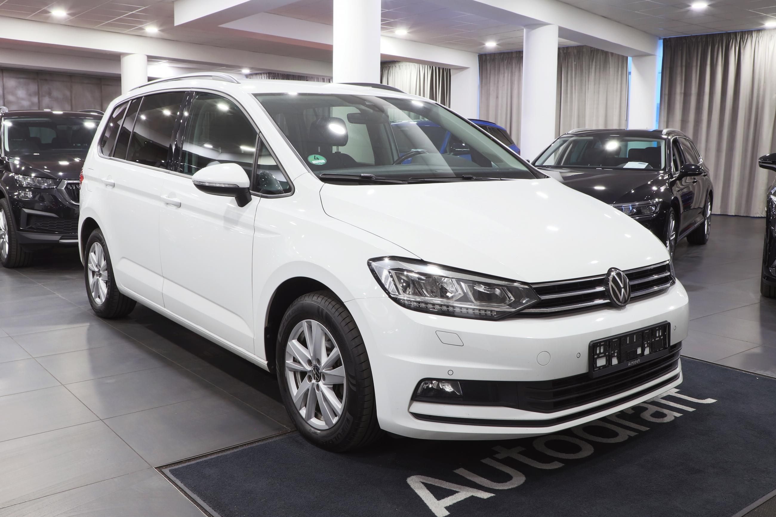 Volkswagen Touran, 2.0 TDI 110kW DSG / 2x sada AL