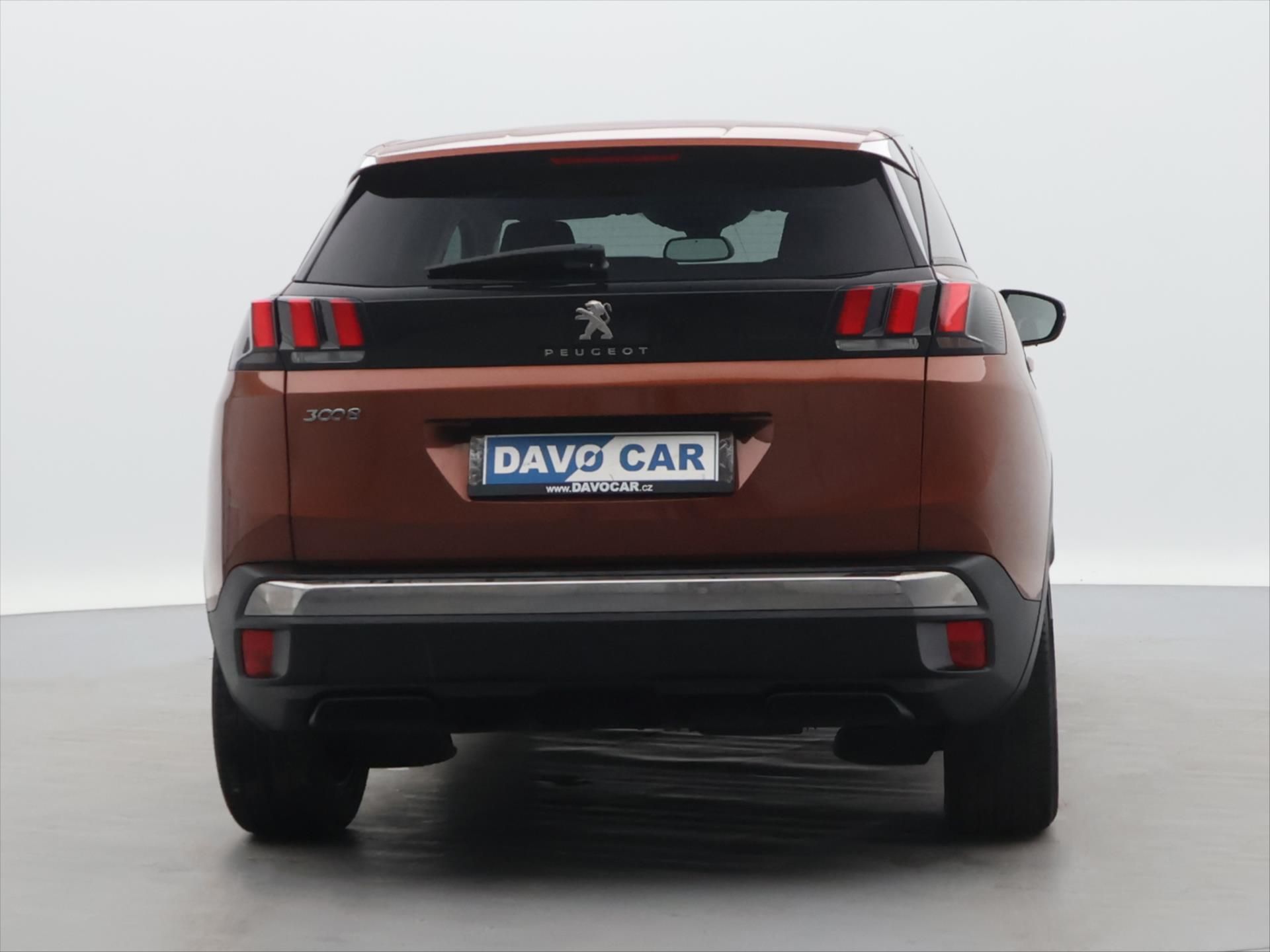 Peugeot 3008, 1,5 Blue HDi 96kW Allure CZ - fotka 6
