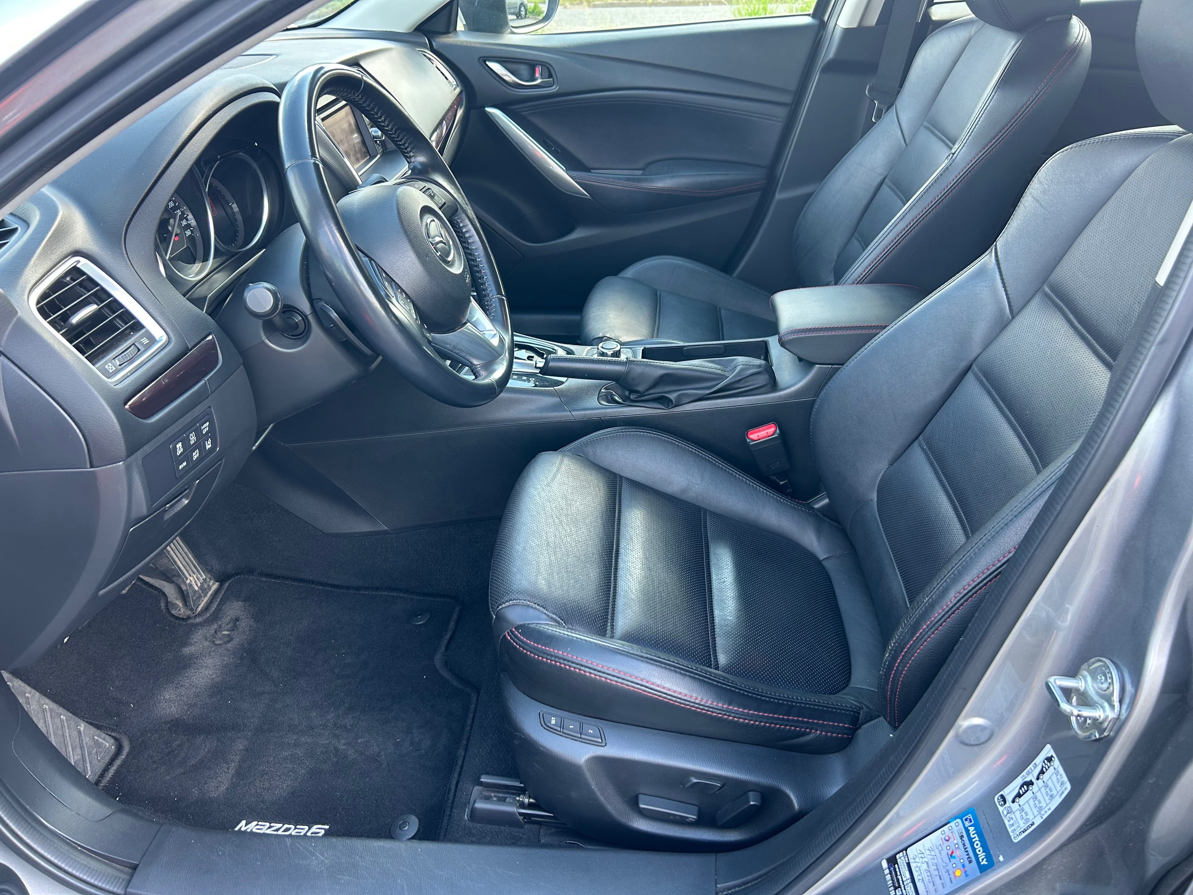 Mazda 6, 2.2 Skyactiv-D A/T 129kW DPH - fotka 4