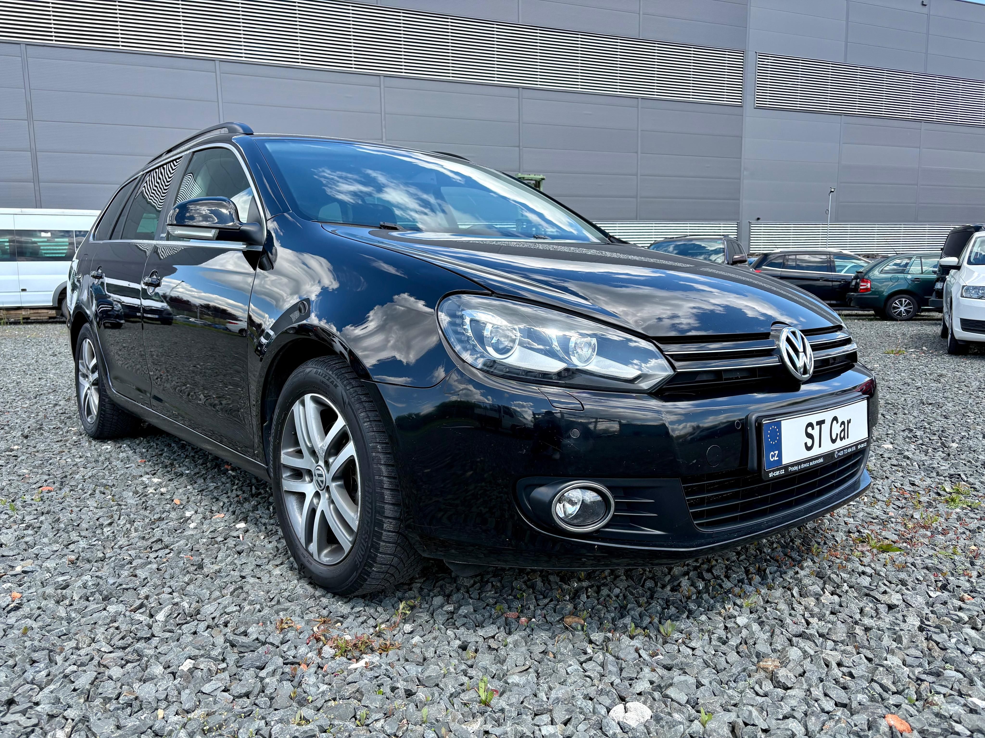 Volkswagen Golf, 1.6TDi 77kw Style - fotka 3
