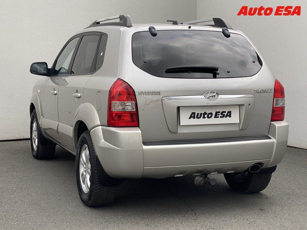 Hyundai Tucson, 2.0i - fotka 6