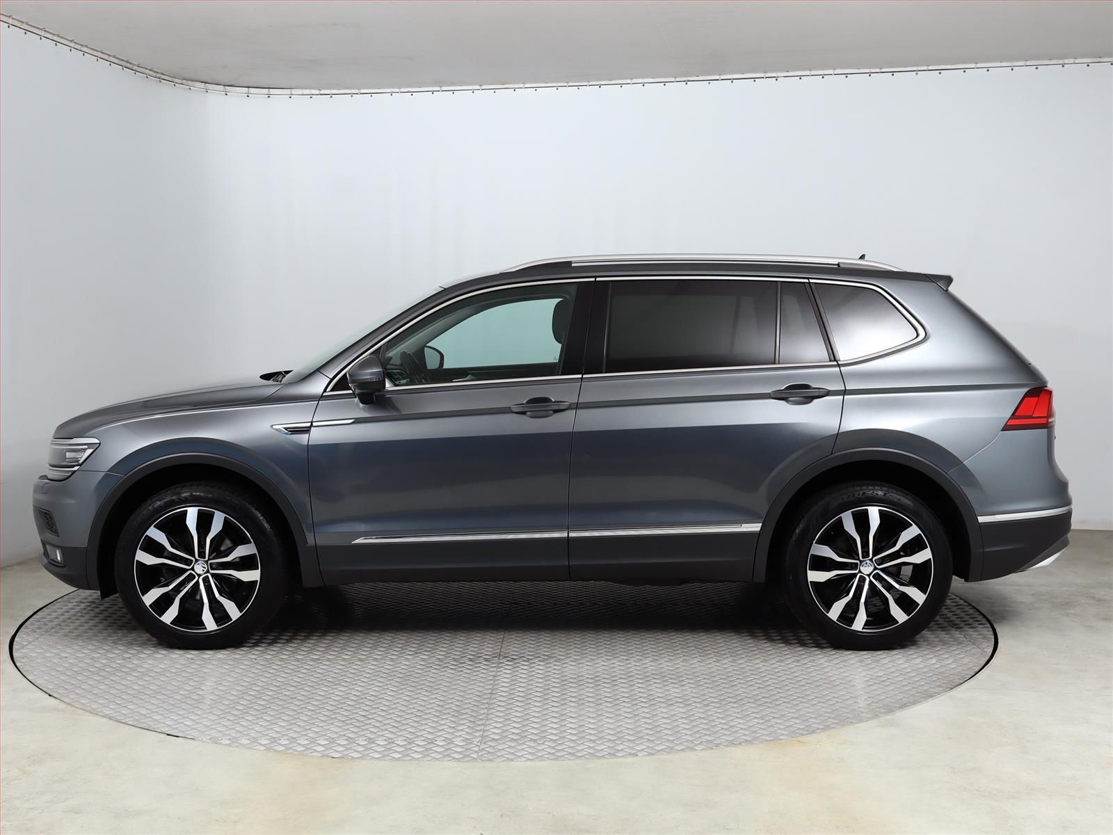 Volkswagen Tiguan Allspace, 2.0 TDI, Highline, Automat - fotka 3