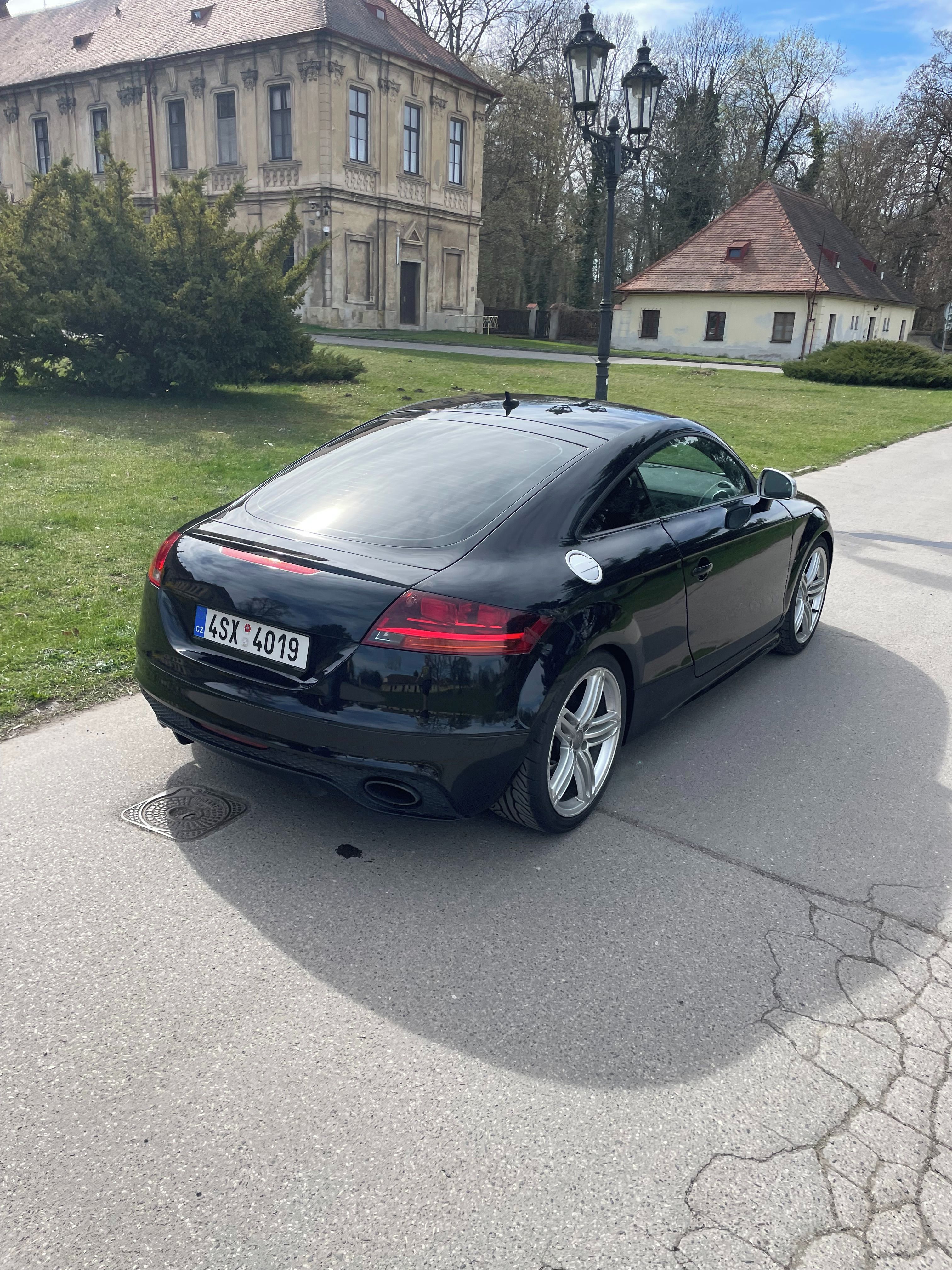 Audi TT, RS najeto 11tis NEW motor+kov - fotka 5