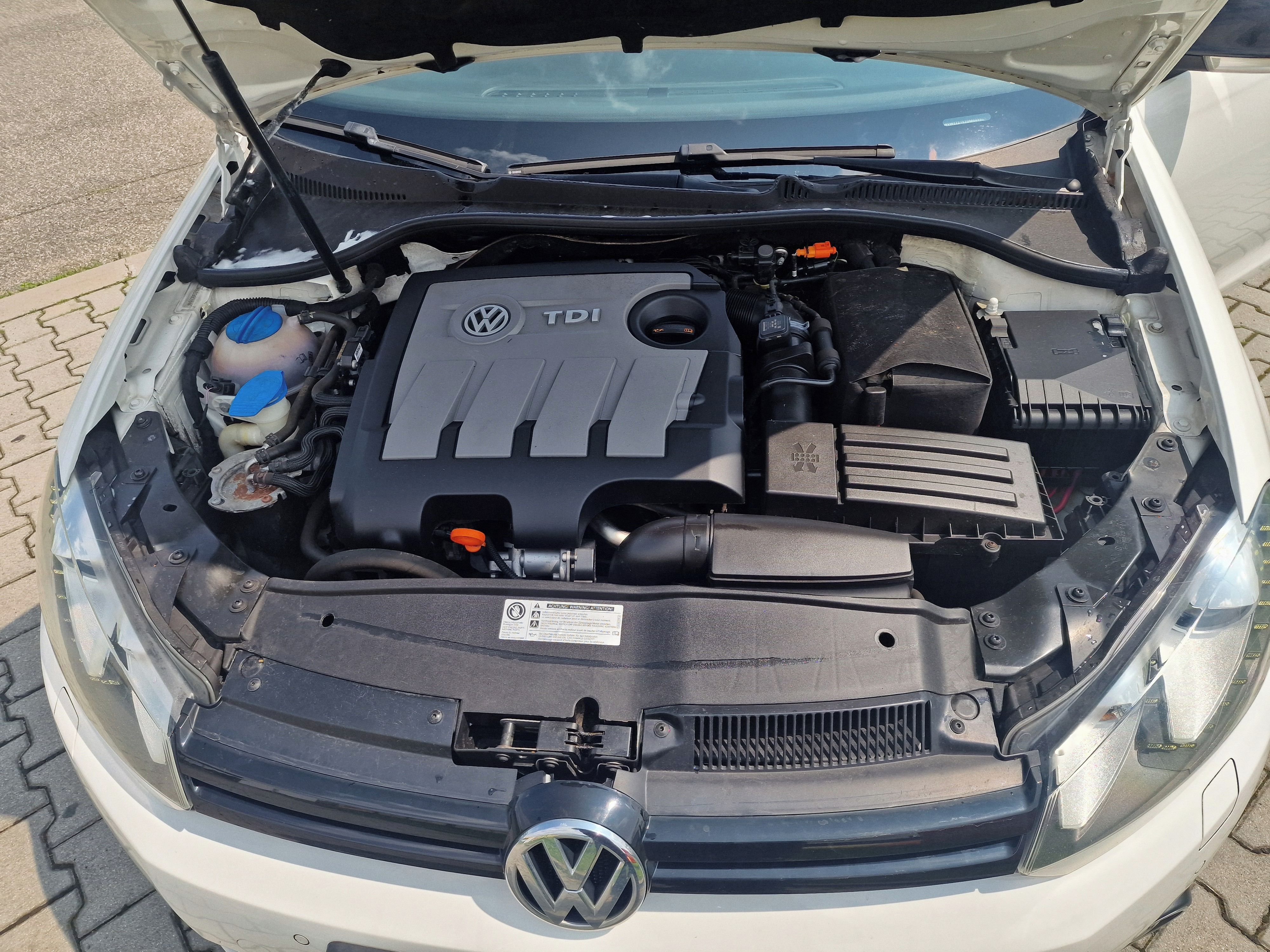 Volkswagen Golf, 1.6tdi - fotka 3