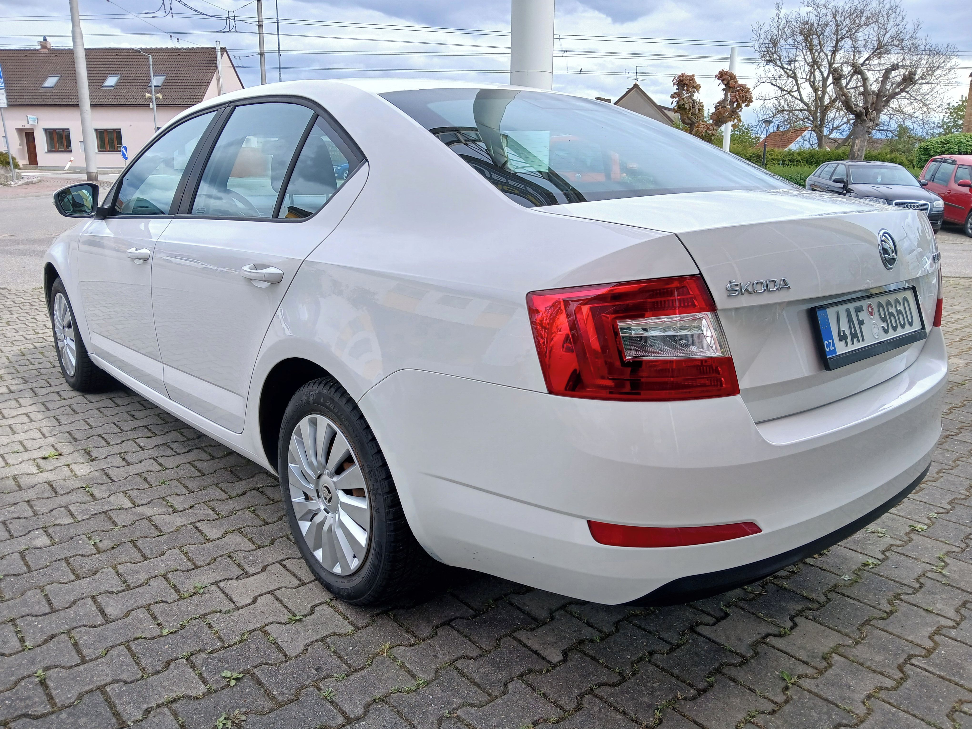 Škoda Octavia, 1.6TDI, 77kW, CZ, servis - fotka 3