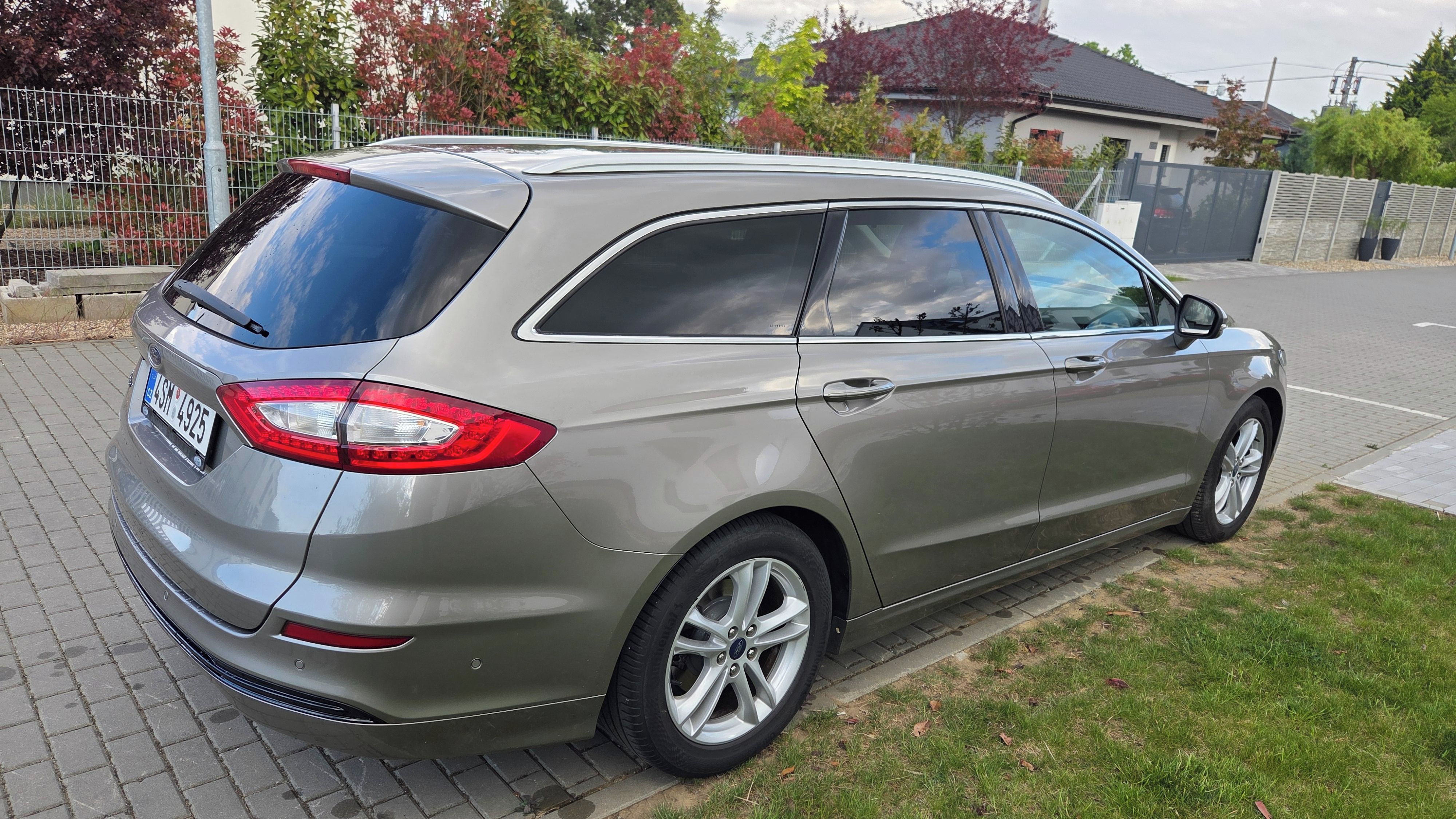 Ford Mondeo, 1.5 - fotka 5