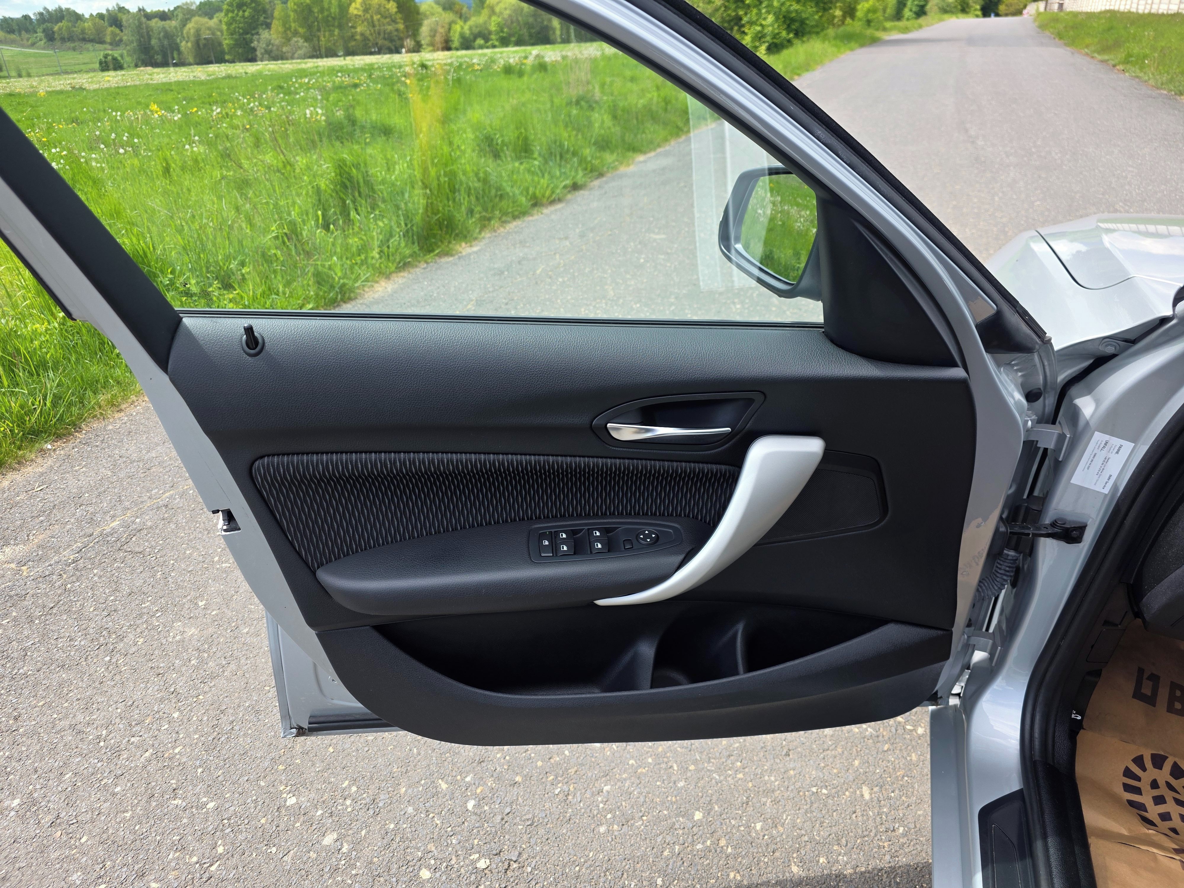 BMW Řada 1, 116i 100kW 1.Majitel Nové STK - fotka 5